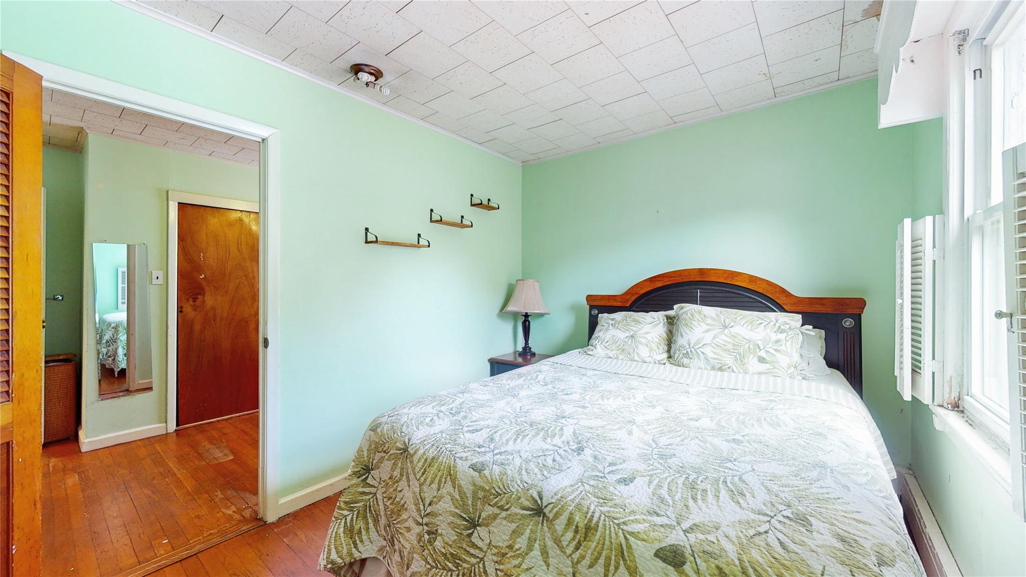 987 E 42nd Street, Brooklyn, NY 11210