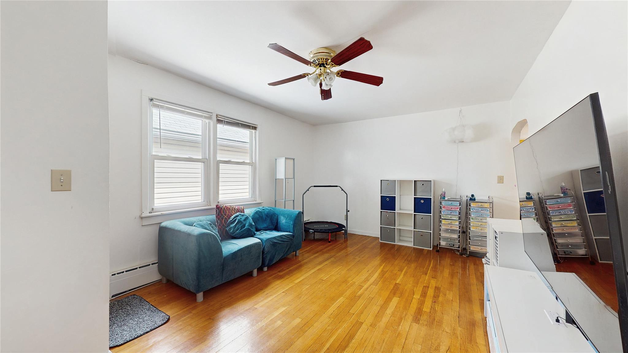 987 E 42nd Street, Brooklyn, NY 11210