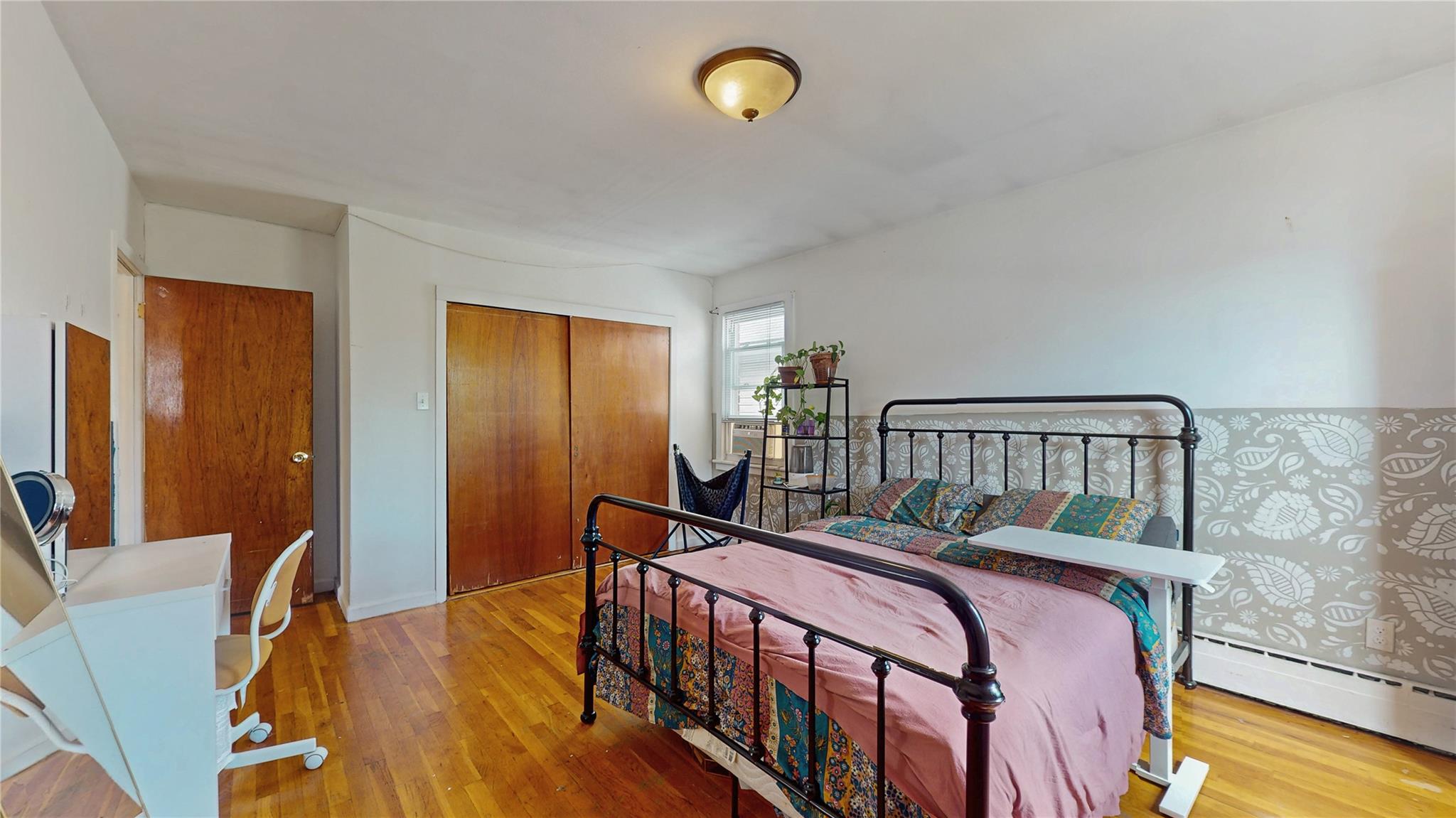 987 E 42nd Street, Brooklyn, NY 11210