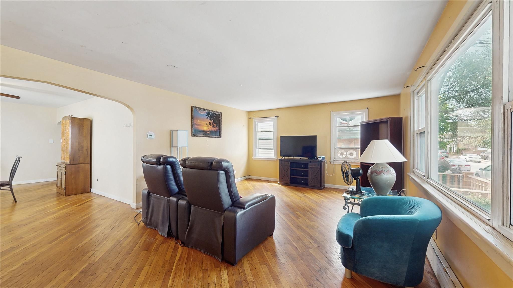 987 E 42nd Street, Brooklyn, NY 11210