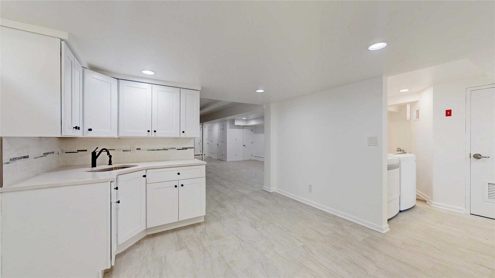 987 E 42nd Street, Brooklyn, NY 11210