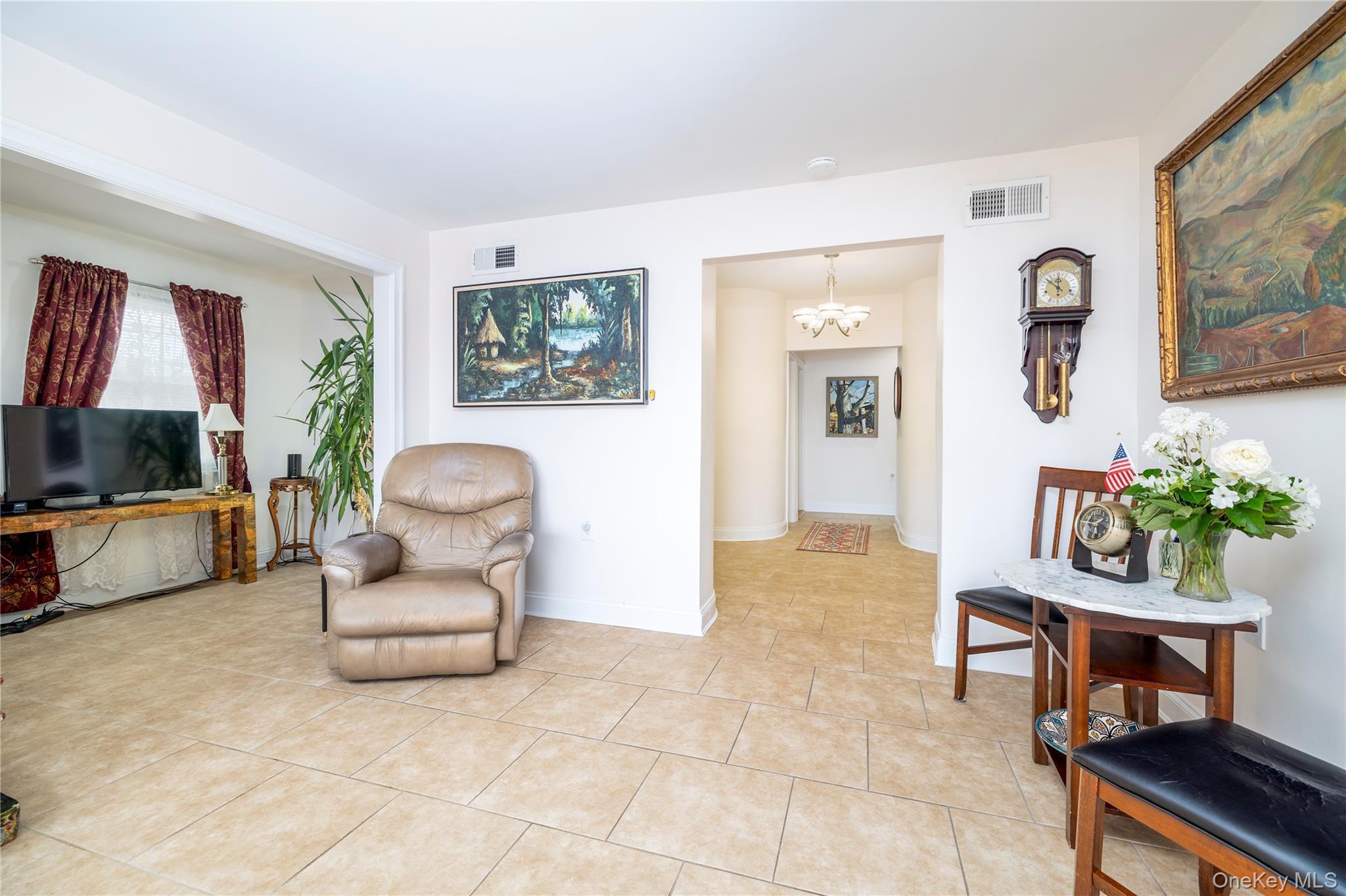 163 Mott Street, Oceanside, NY 11572