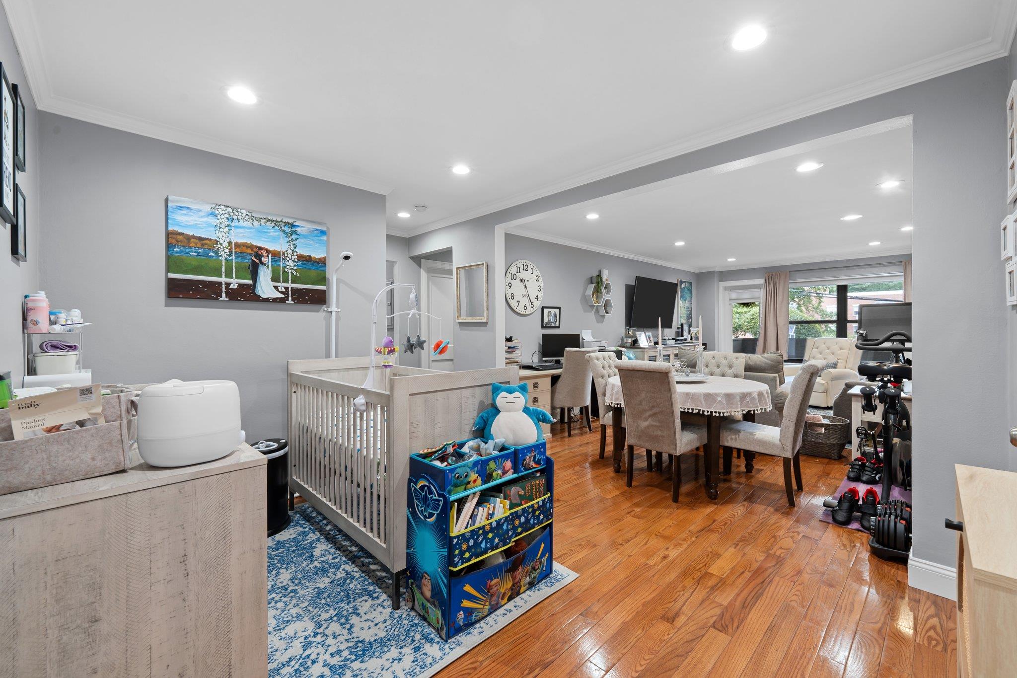 35 Knightsbridge Road Road # 1G, Great Neck, NY 11021