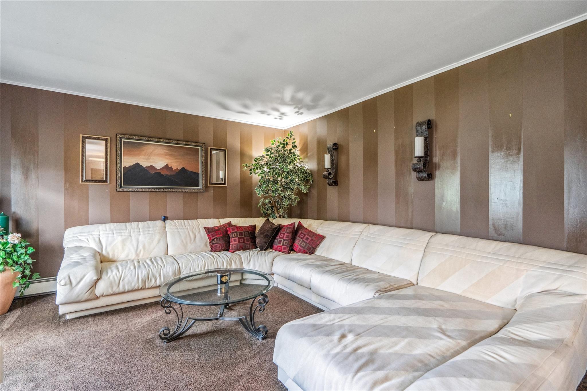 3 Lilly Court, Moriches, NY 11955