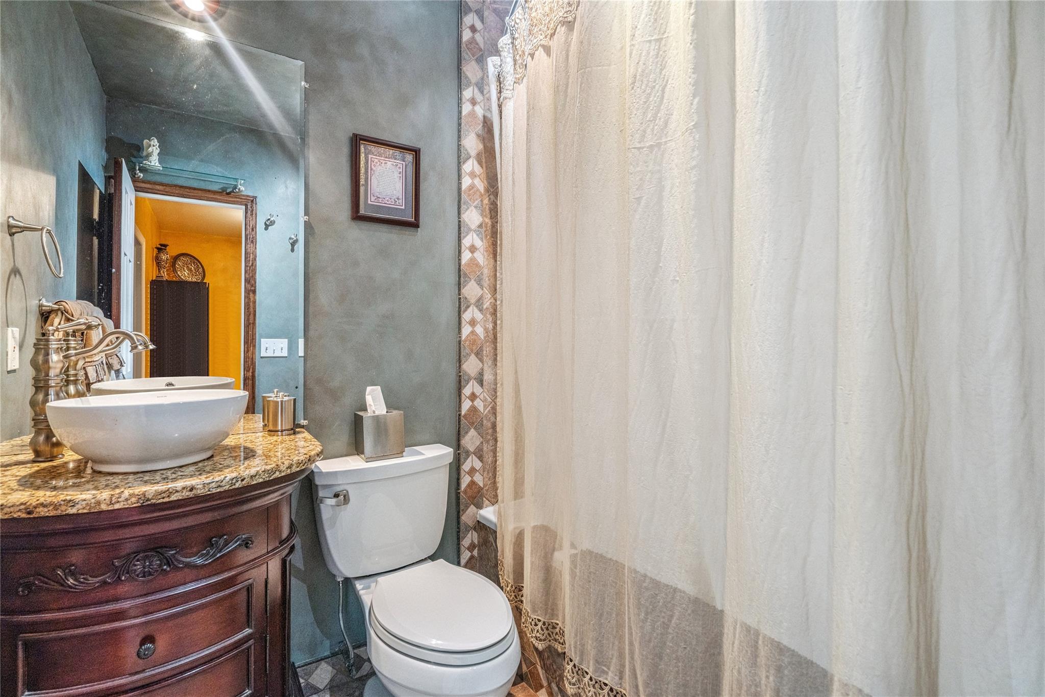 3 Lilly Court, Moriches, NY 11955