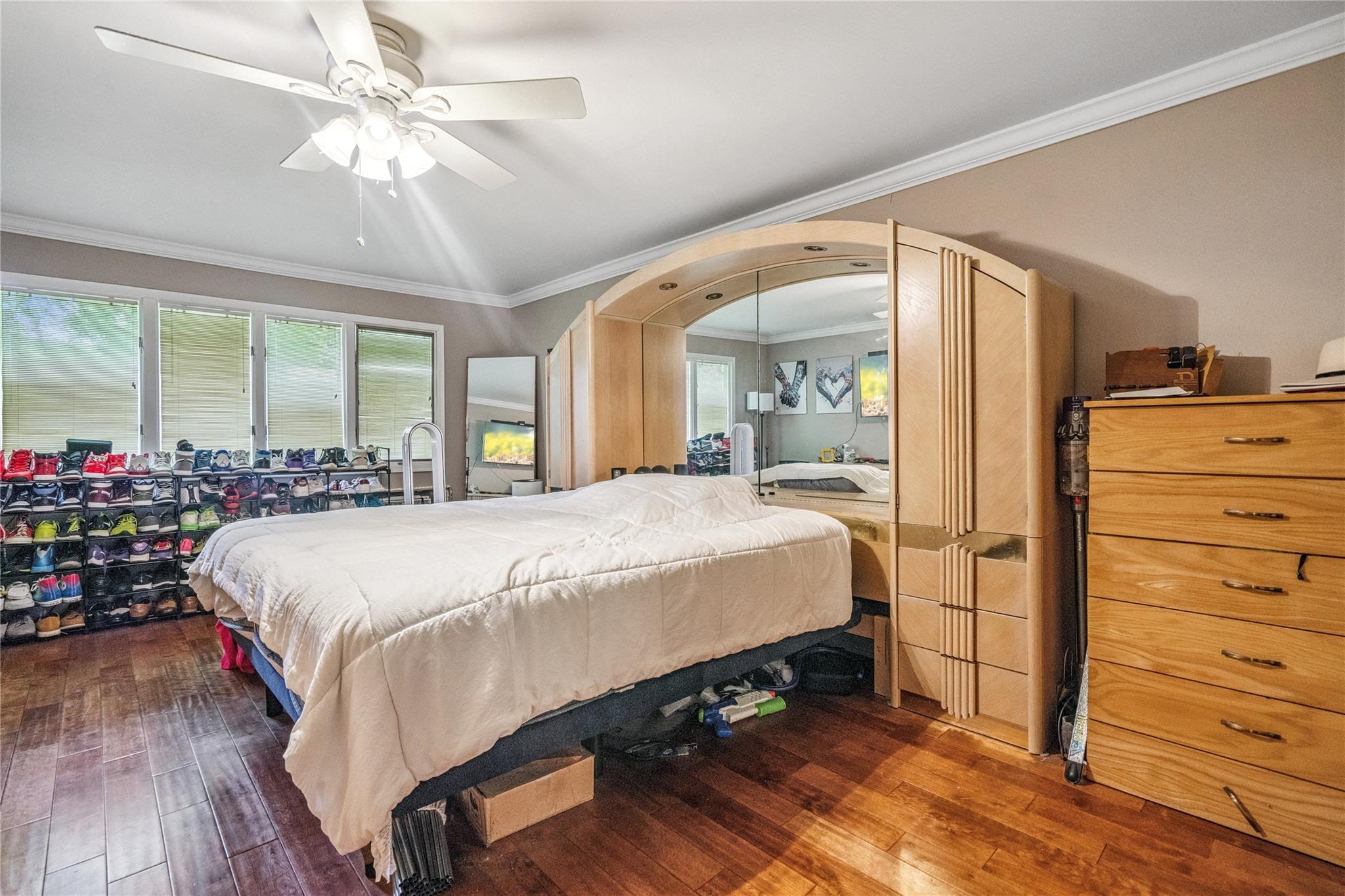 3 Lilly Court, Moriches, NY 11955