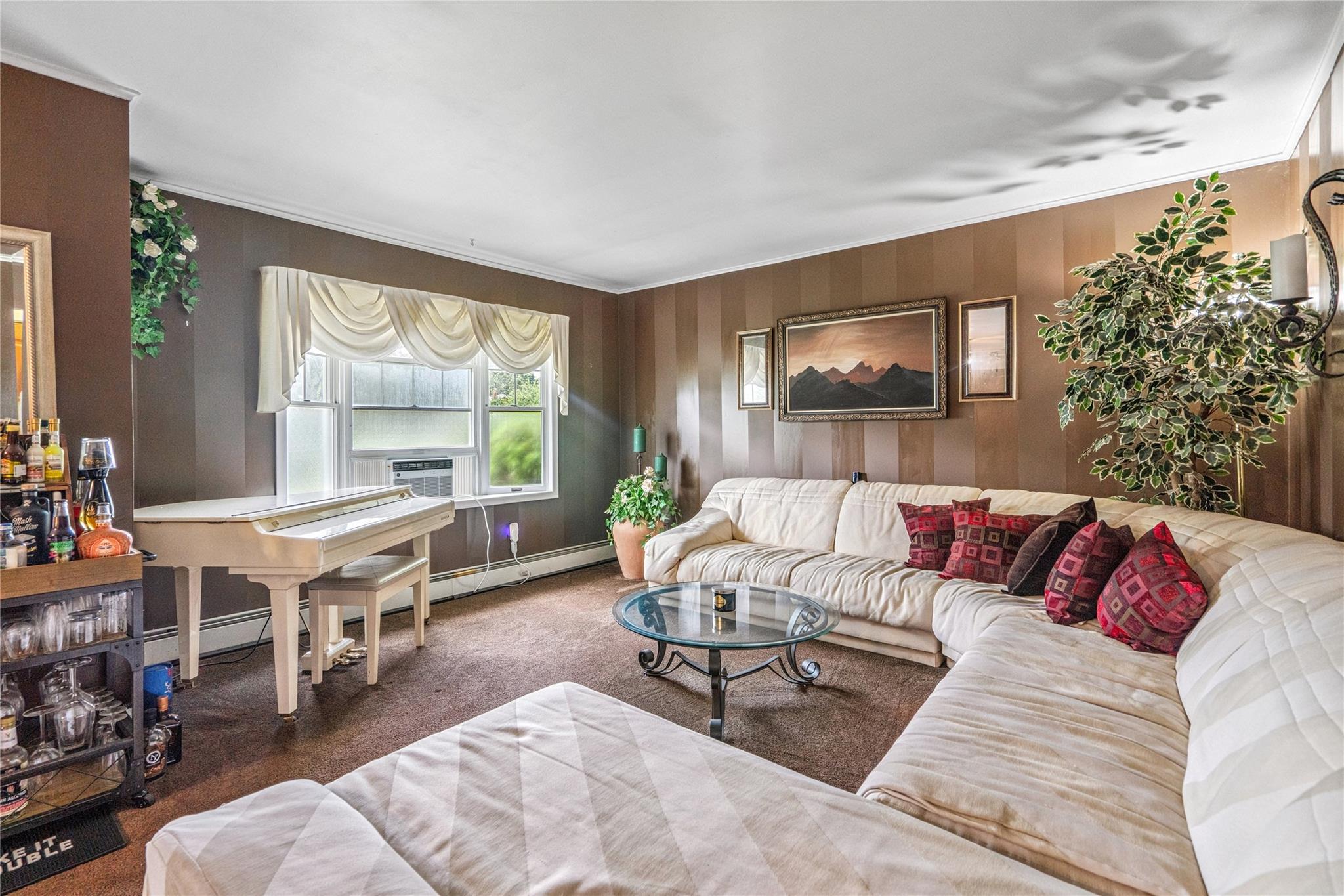 3 Lilly Court, Moriches, NY 11955