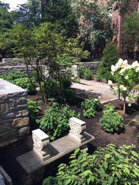 64 Sagamore Road # J1, Bronxville, NY 10708