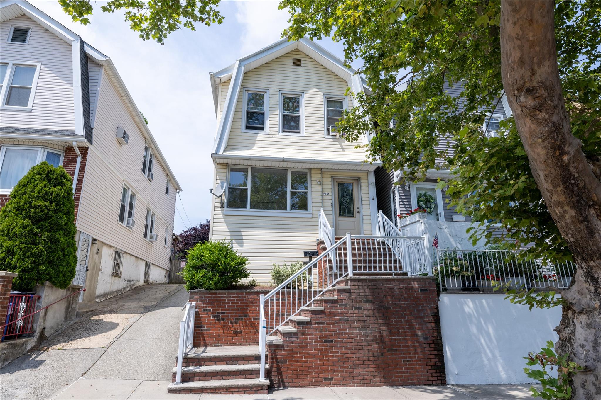 2941 Middletown Road, Bronx, NY 10461
