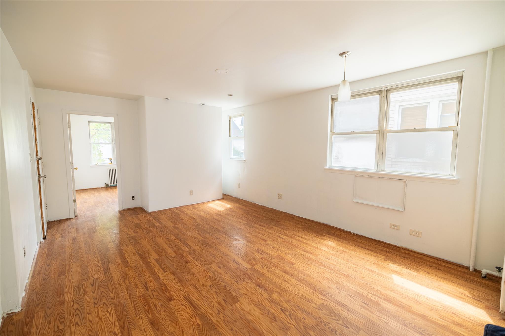 2941 Middletown Road, Bronx, NY 10461