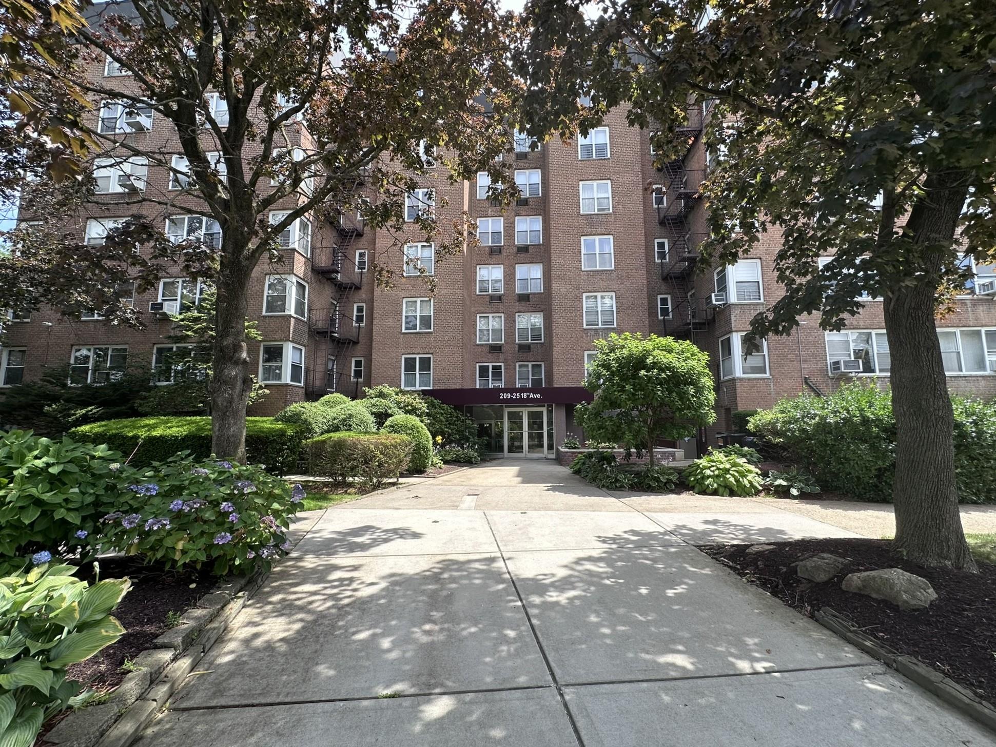 209-25 18th Avenue # 1C, Bayside, NY 11360