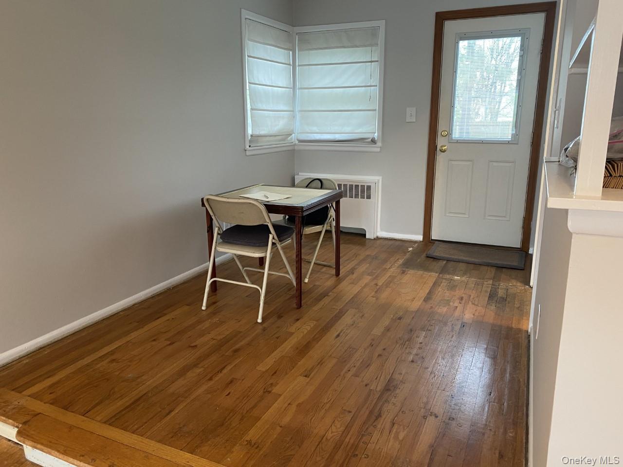 3 Wensley Road, Plainview, NY 11803