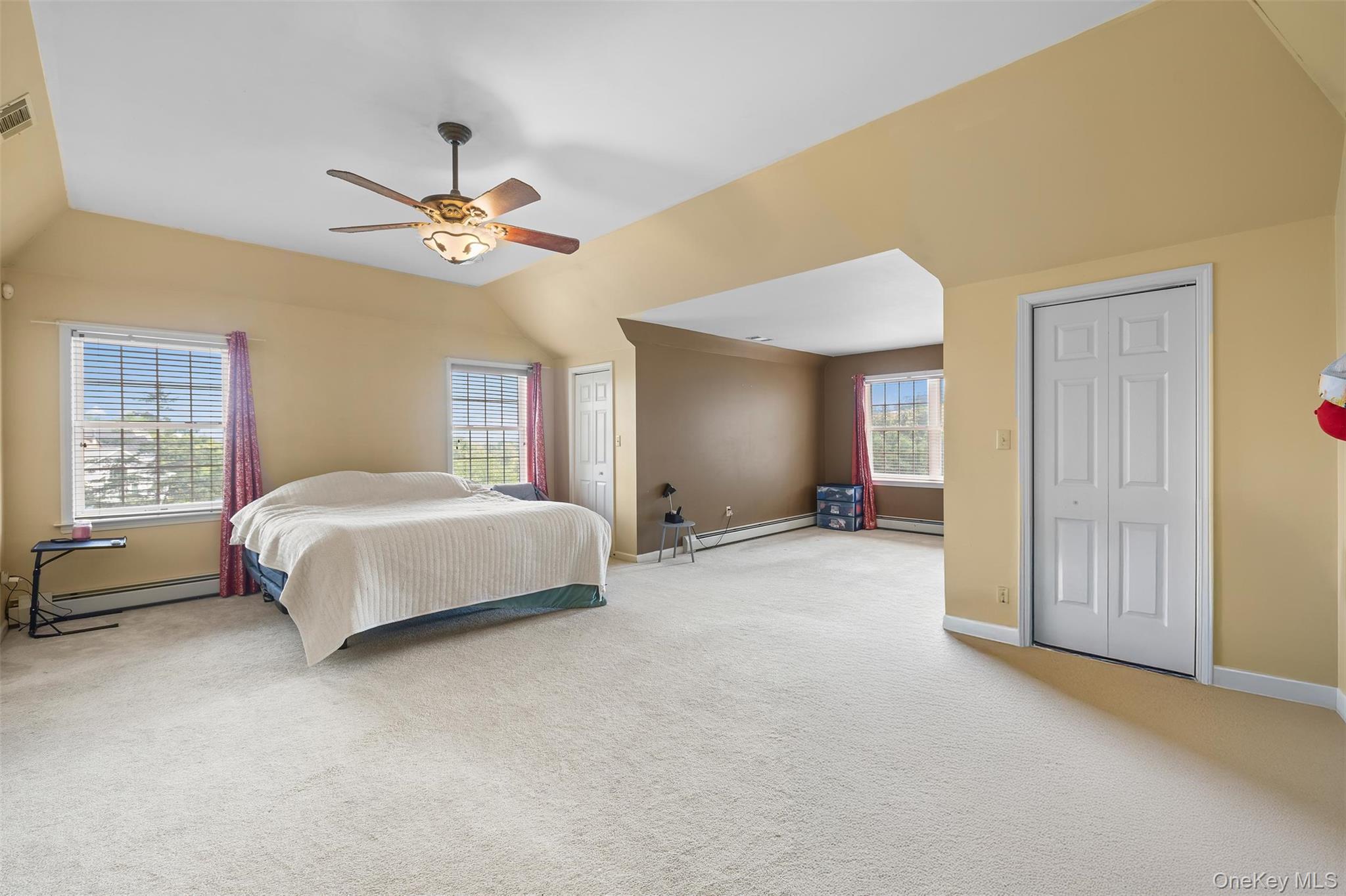 93 Elise Drive, Middletown, NY 10941