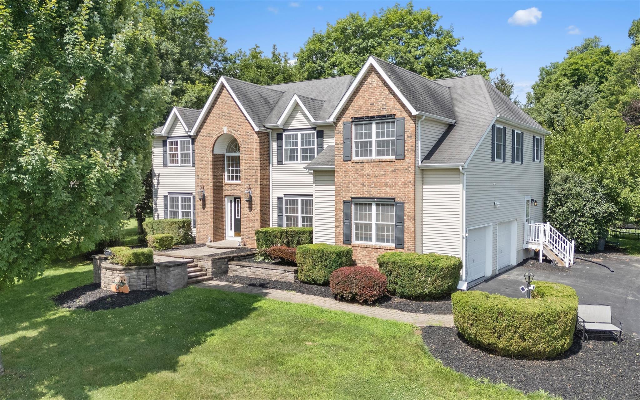 93 Elise Drive, Middletown, NY 10941