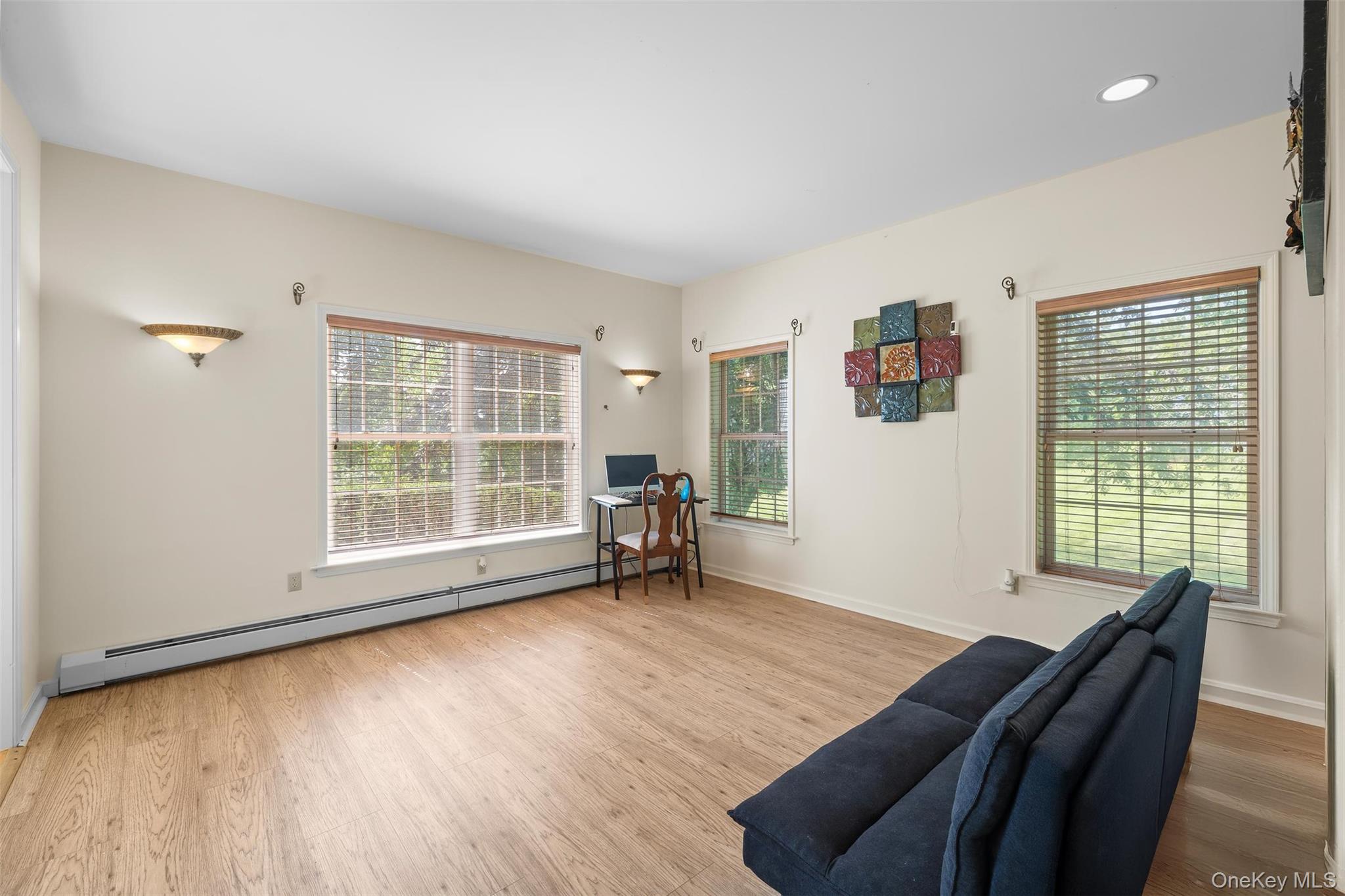 93 Elise Drive, Middletown, NY 10941