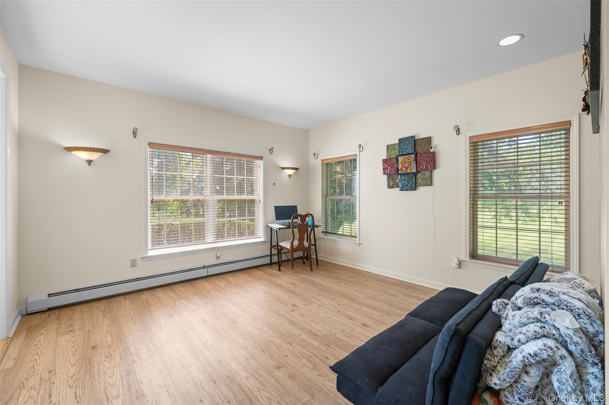 93 Elise Drive, Middletown, NY 10941