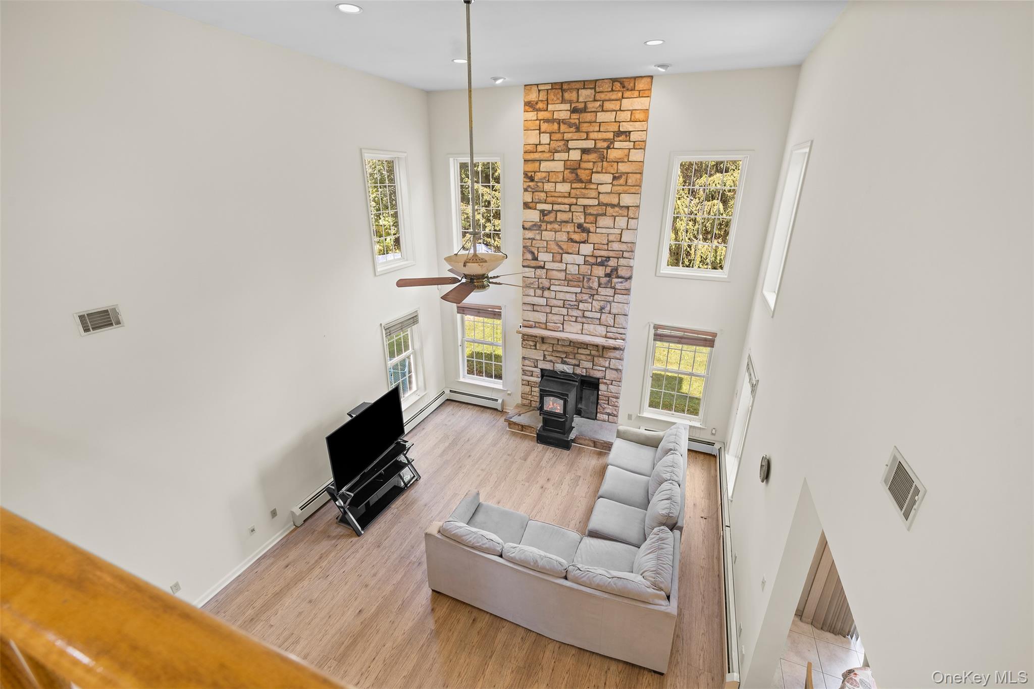 93 Elise Drive, Middletown, NY 10941