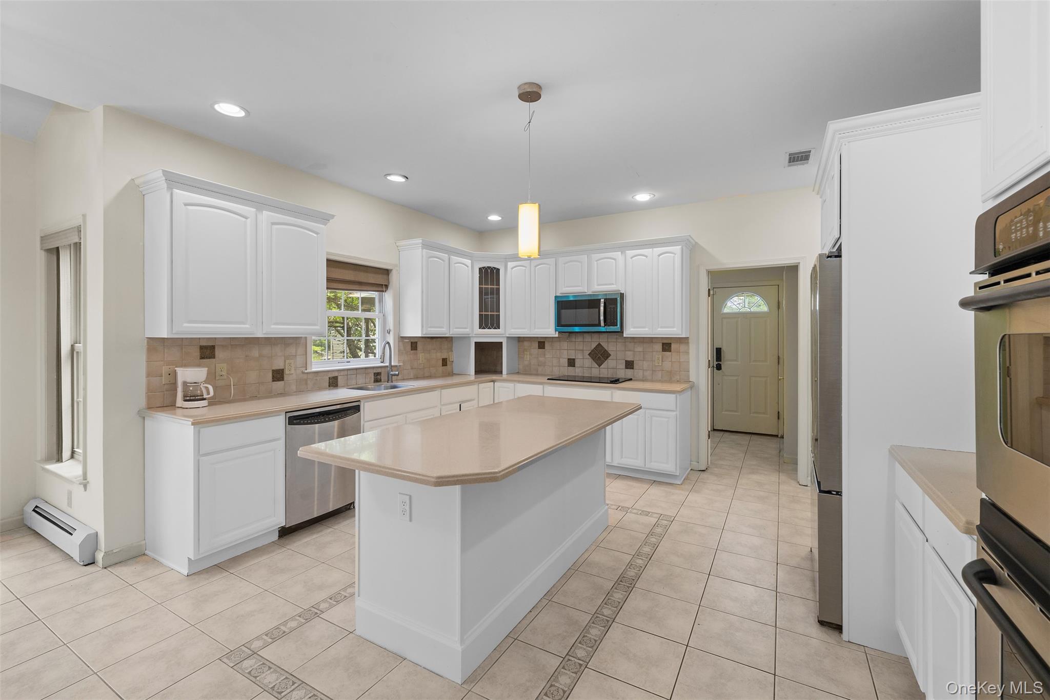 93 Elise Drive, Middletown, NY 10941