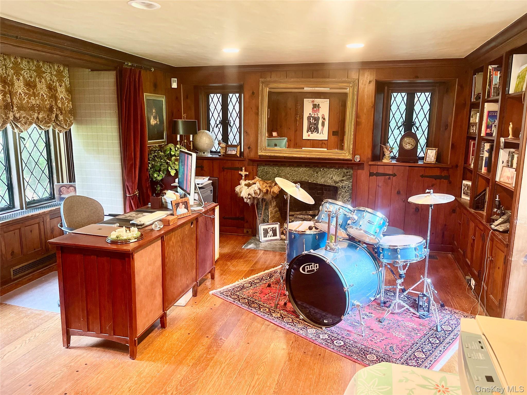 118 Highland Road, Glen Cove, NY 11542