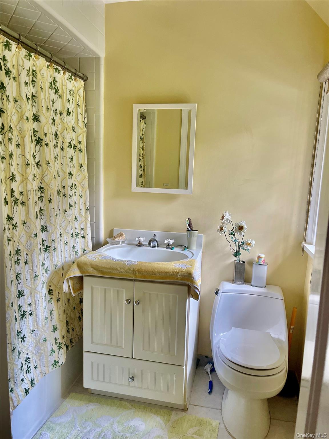 118 Highland Road, Glen Cove, NY 11542