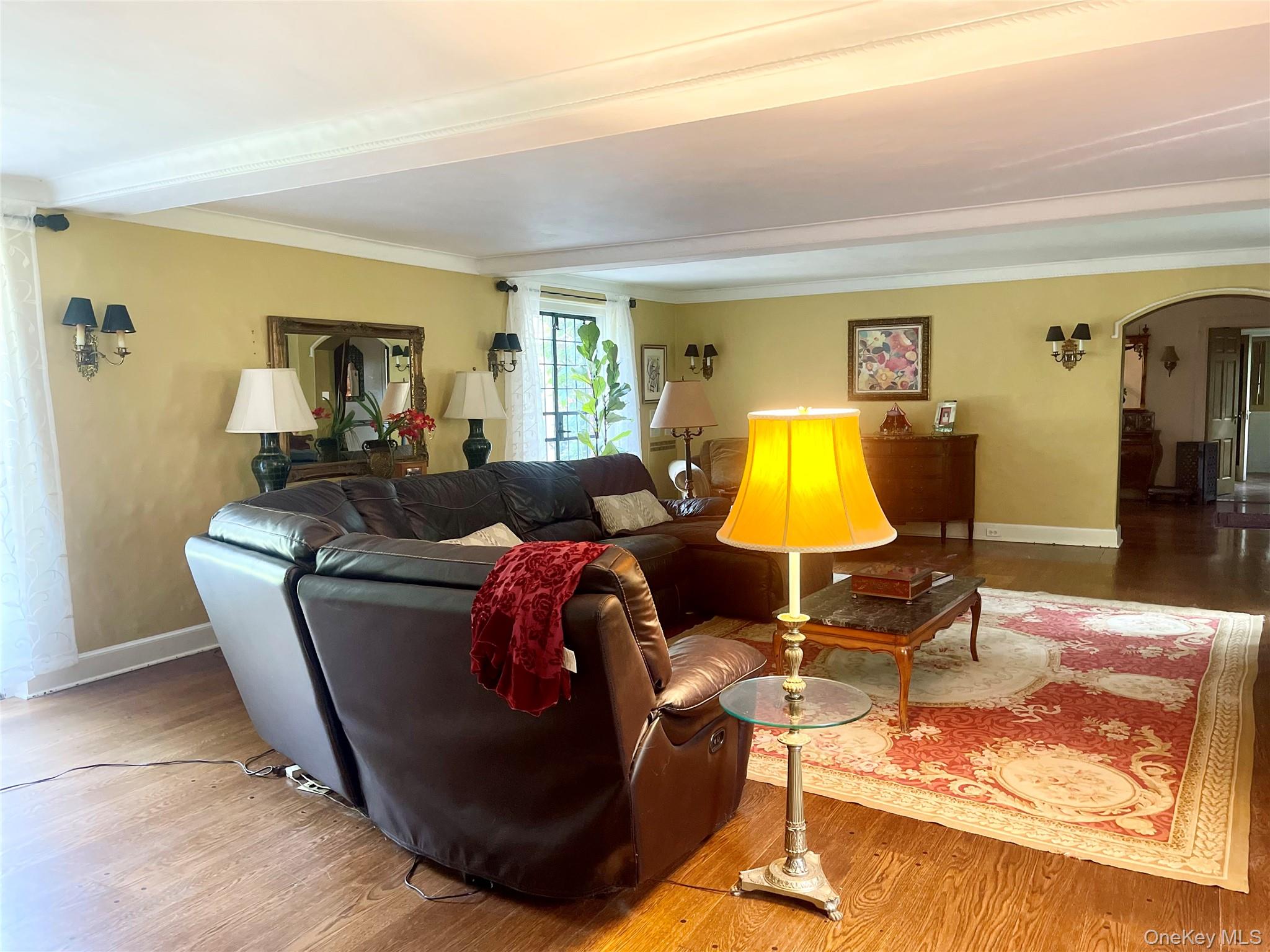 118 Highland Road, Glen Cove, NY 11542