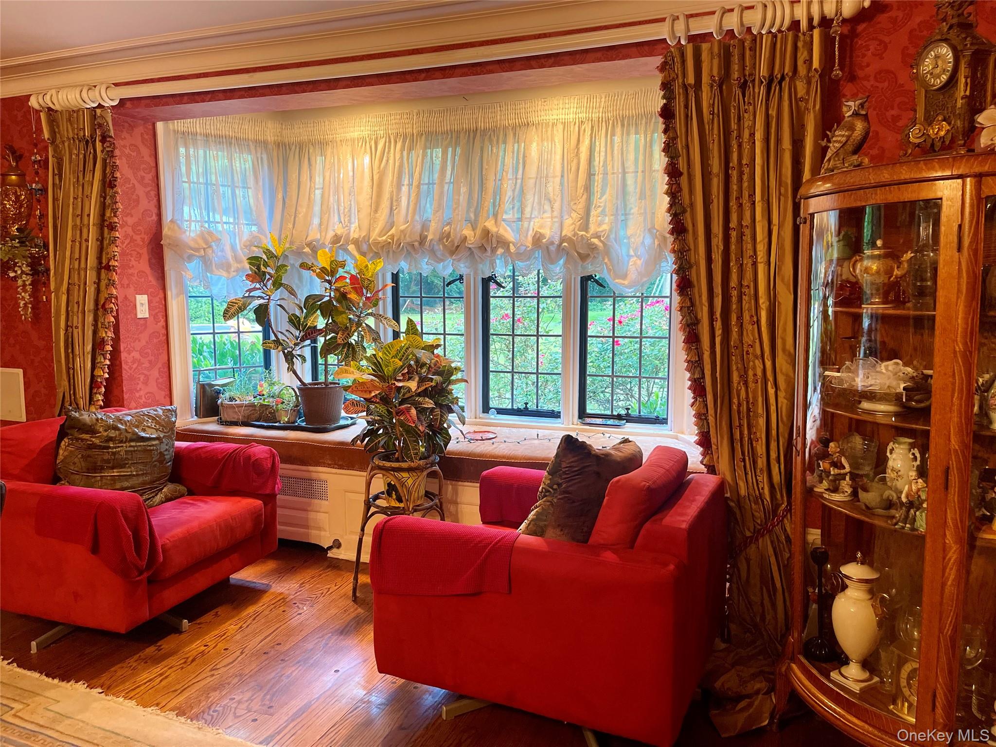 118 Highland Road, Glen Cove, NY 11542