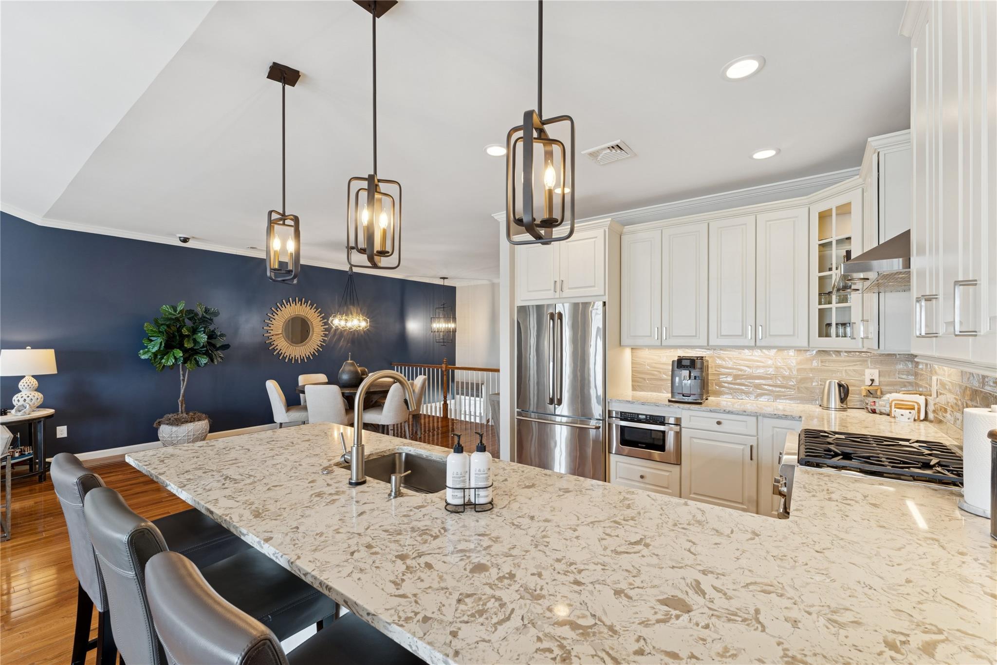 43 Ocean Watch, Freeport, NY 11520