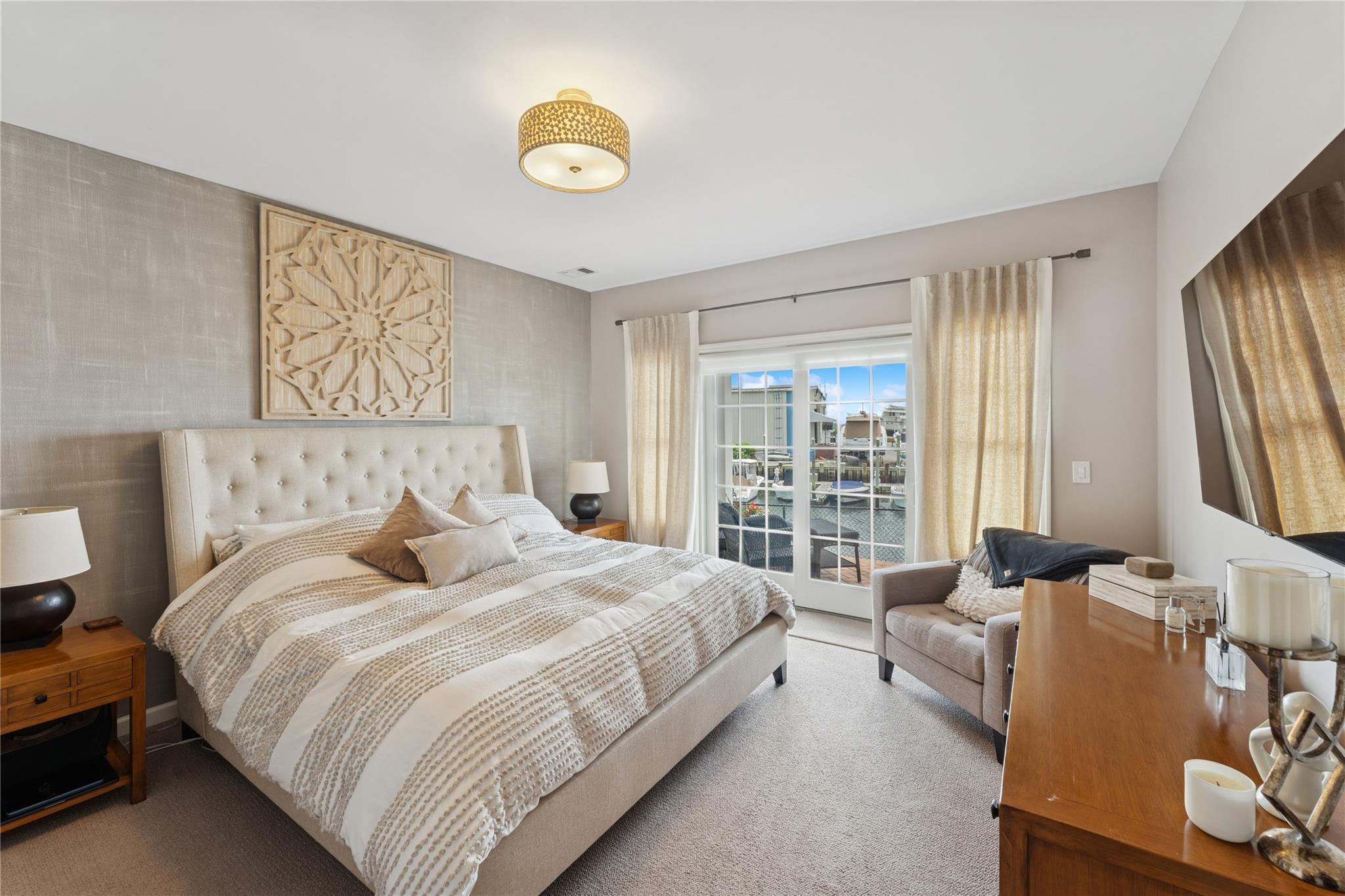 43 Ocean Watch, Freeport, NY 11520