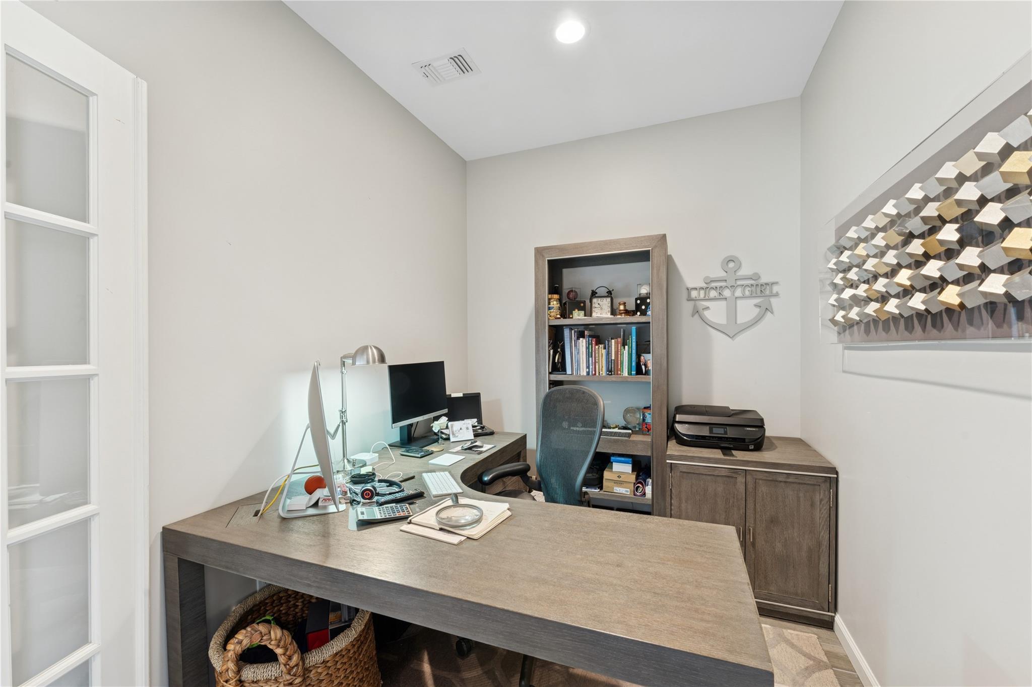 43 Ocean Watch, Freeport, NY 11520