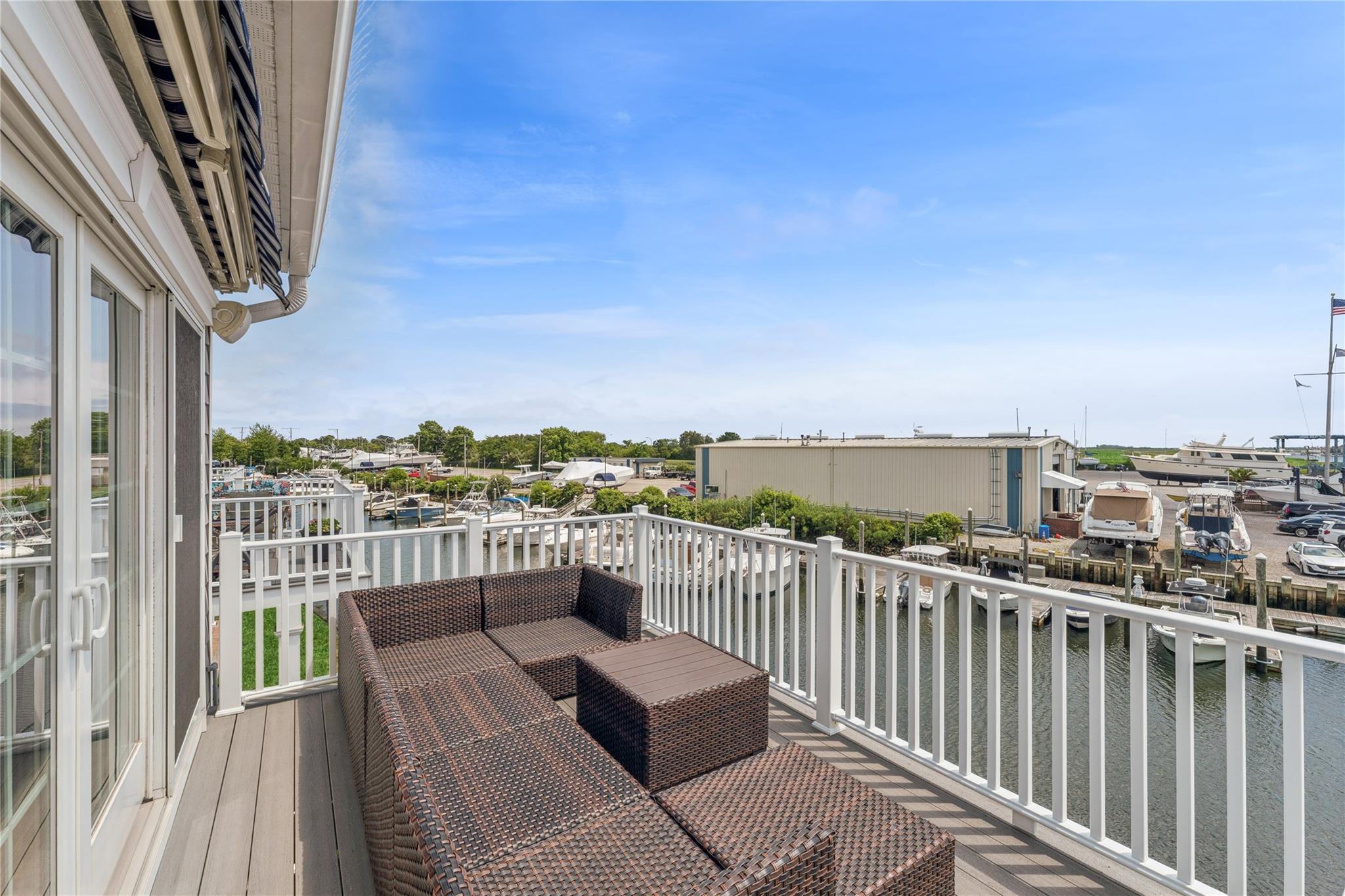 43 Ocean Watch, Freeport, NY 11520