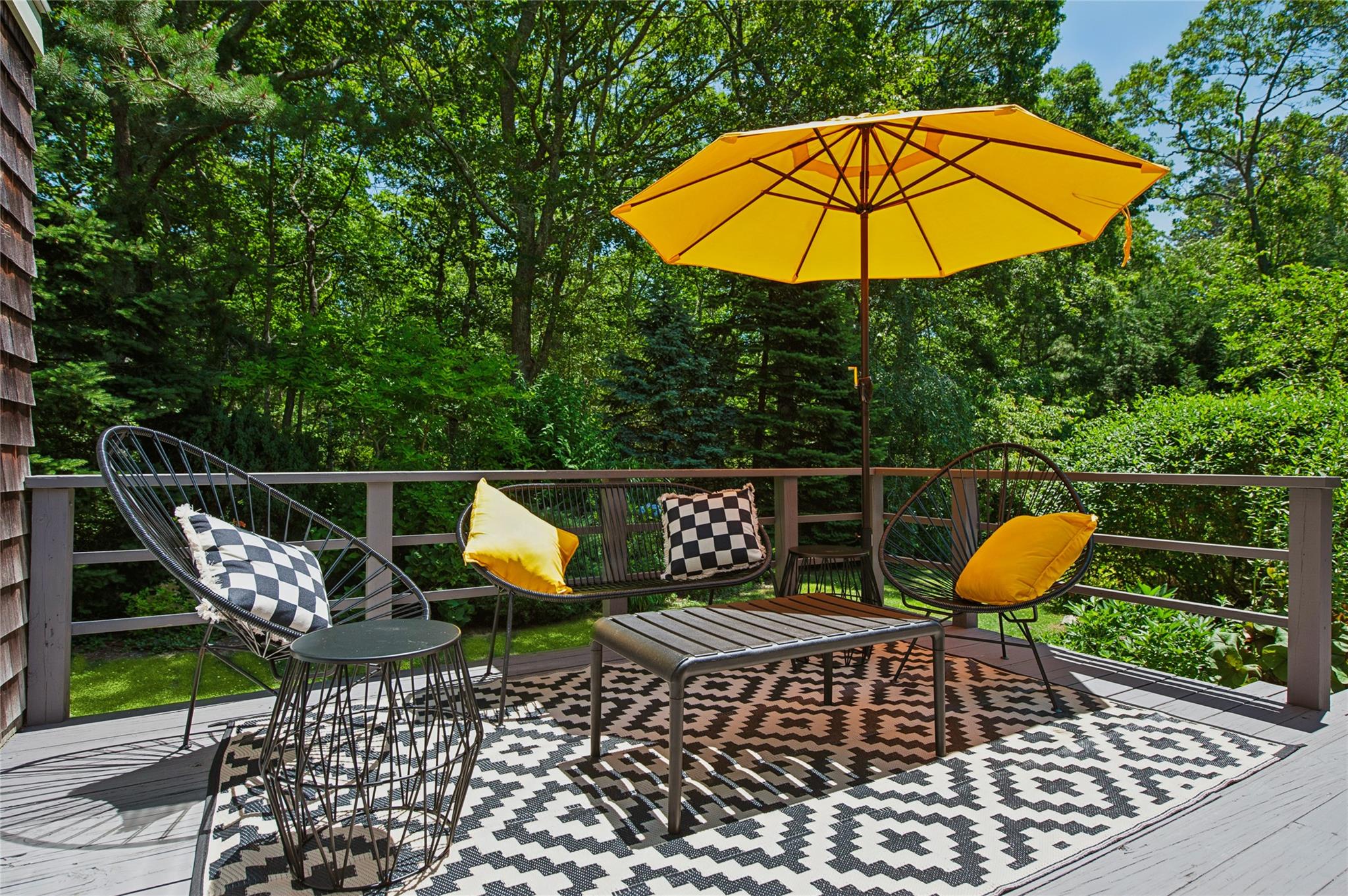 6 Randall Road, Southampton, NY 11968