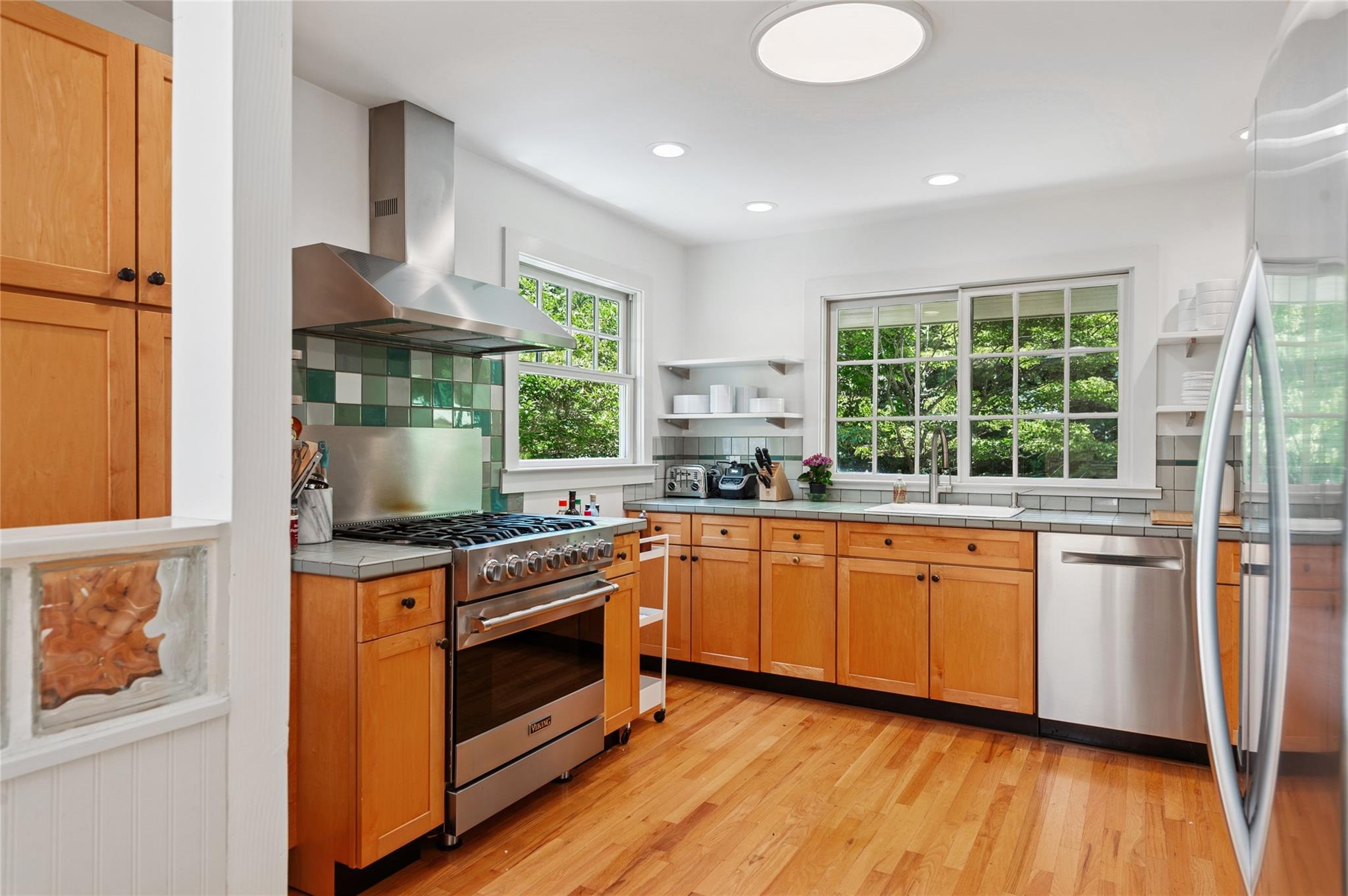 6 Randall Road, Southampton, NY 11968