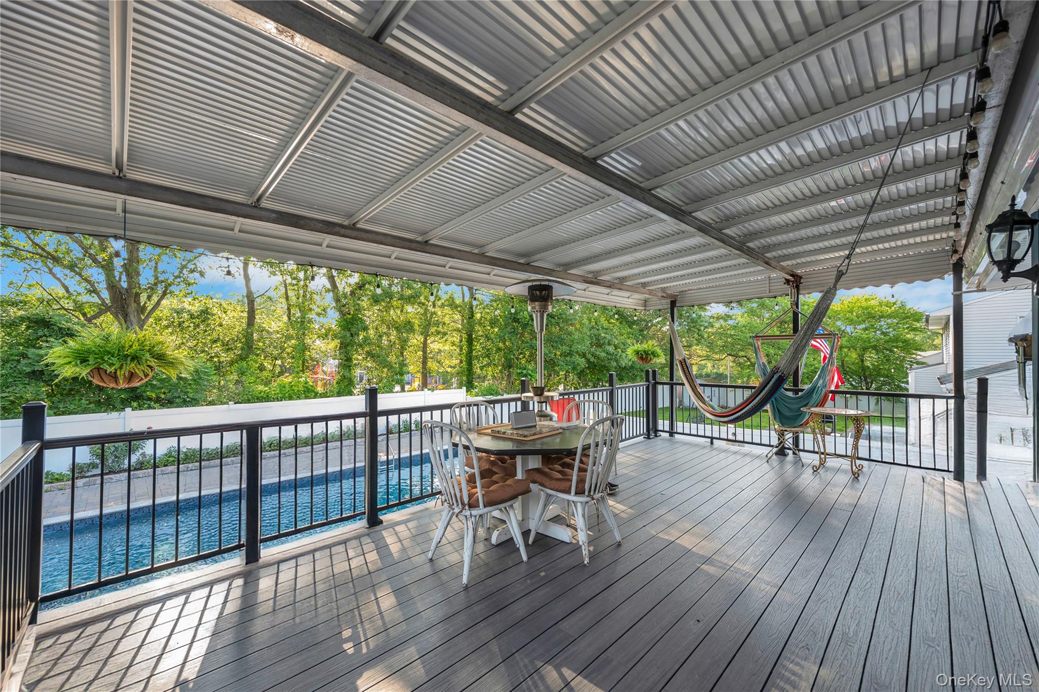 15 Fairway Drive, Old Bethpage, NY 11804