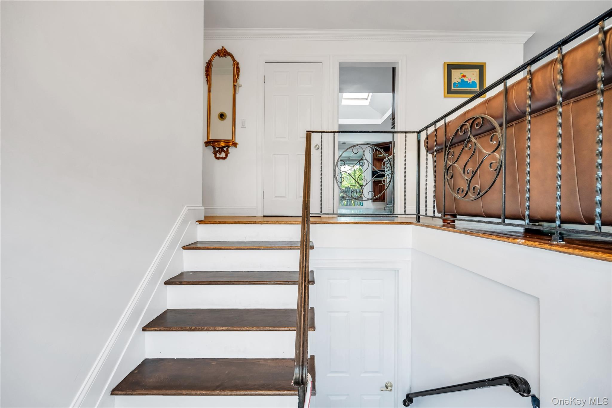 15 Fairway Drive, Old Bethpage, NY 11804