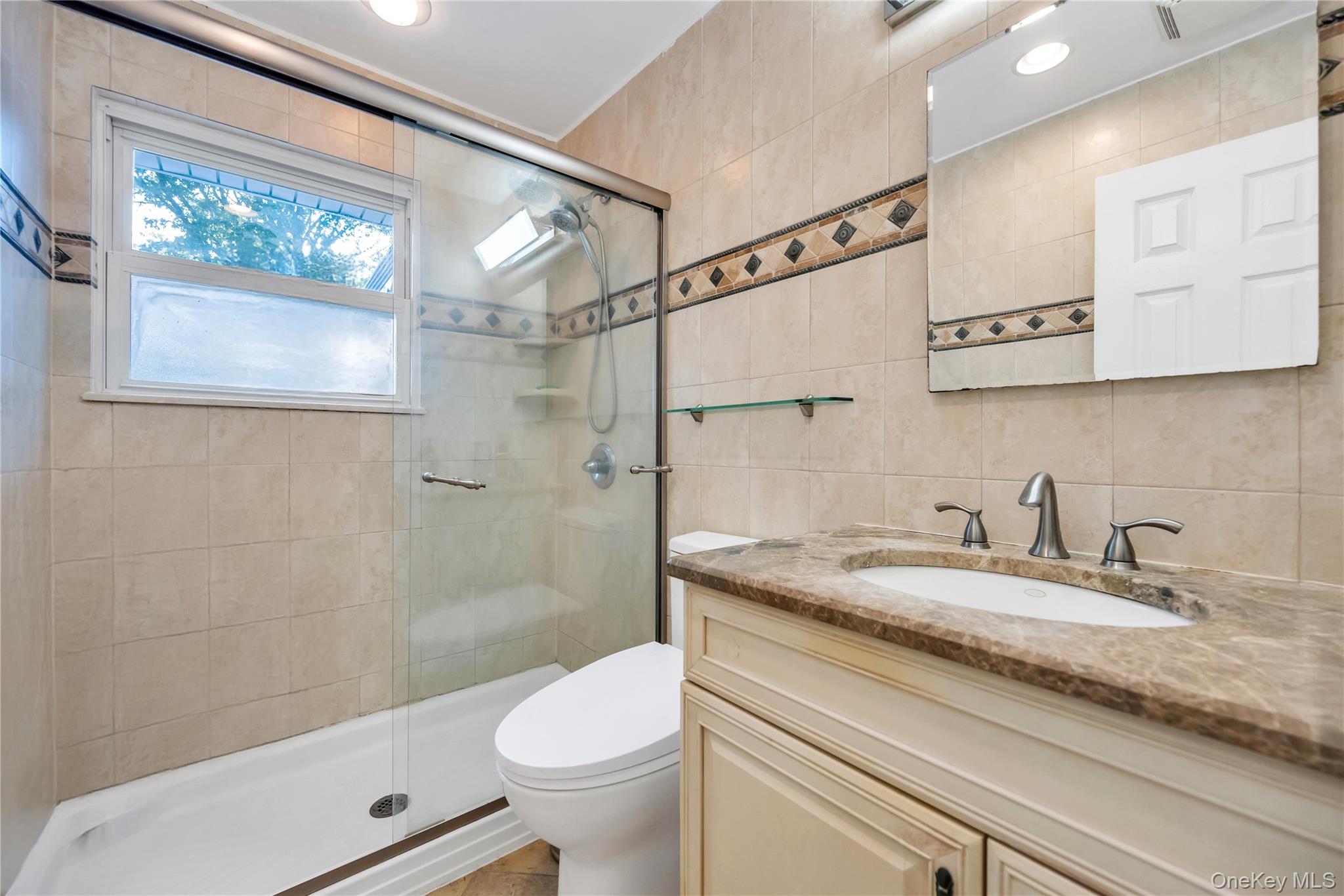 15 Fairway Drive, Old Bethpage, NY 11804