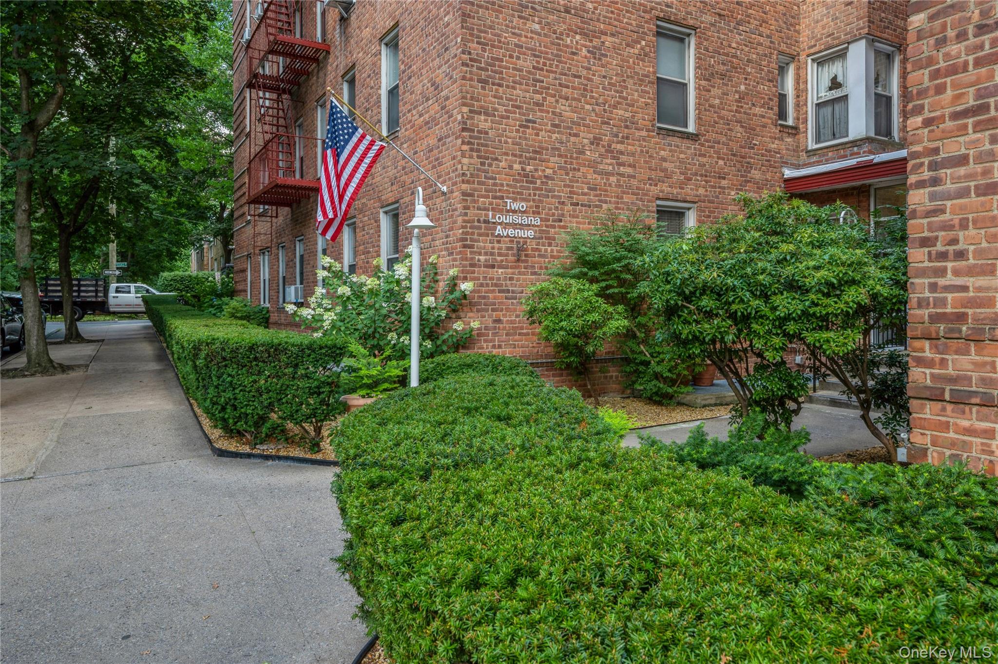 2 Louisiana Avenue # 3C, Bronxville, NY 10708