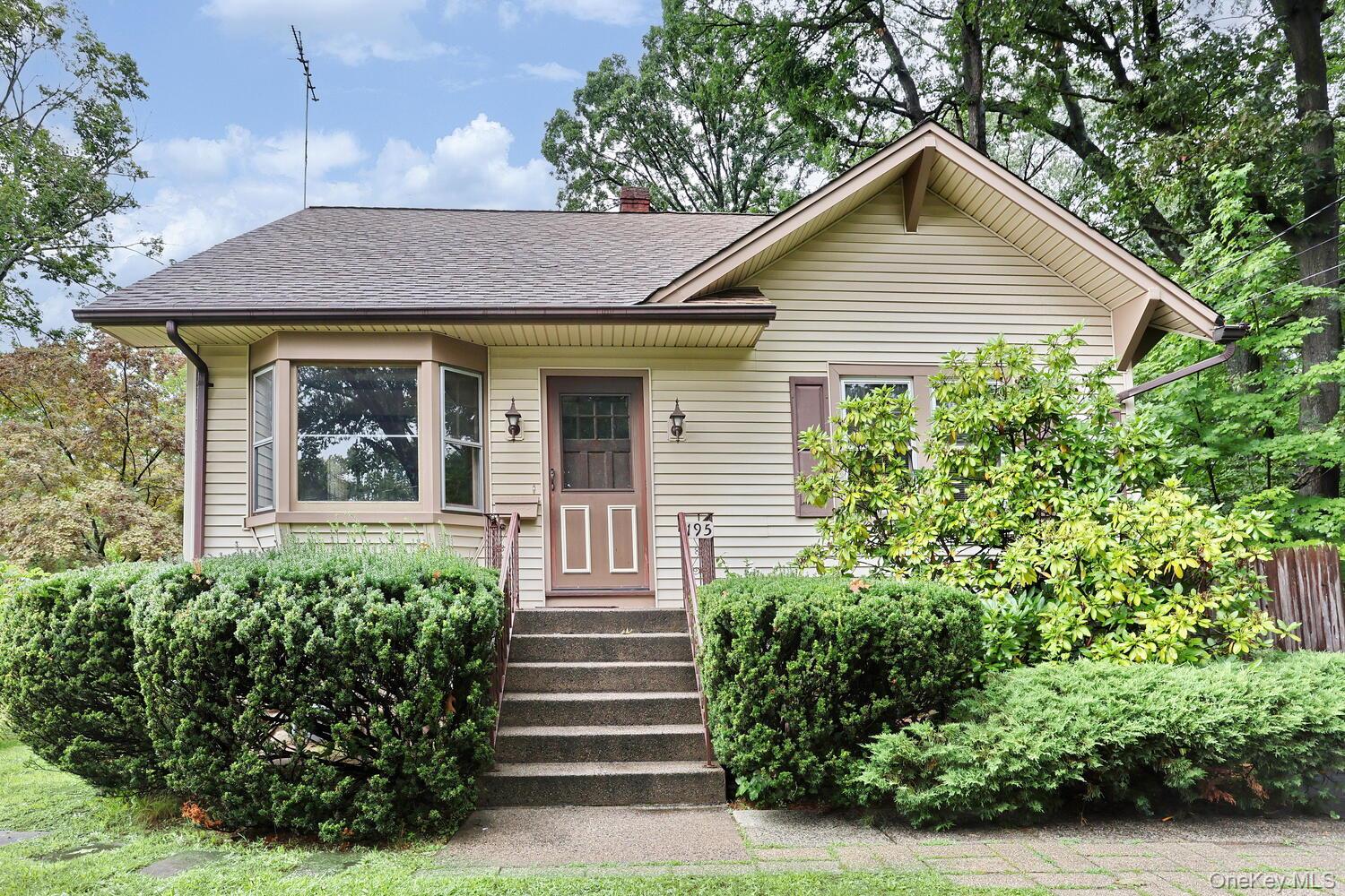 195 W Central Avenue, Pearl River, NY 10965