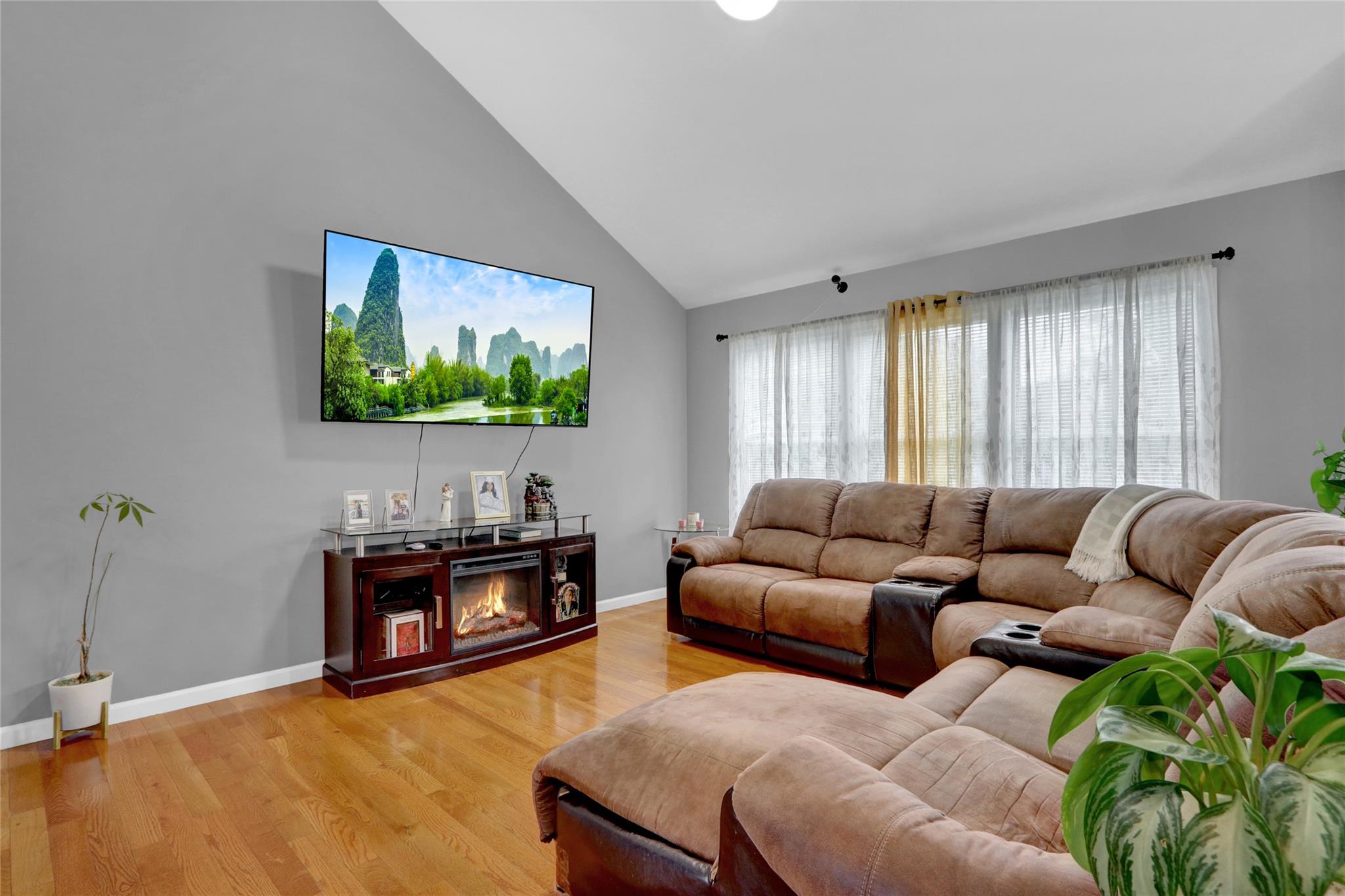 55 Pinewood Drive, Shirley, NY 11967