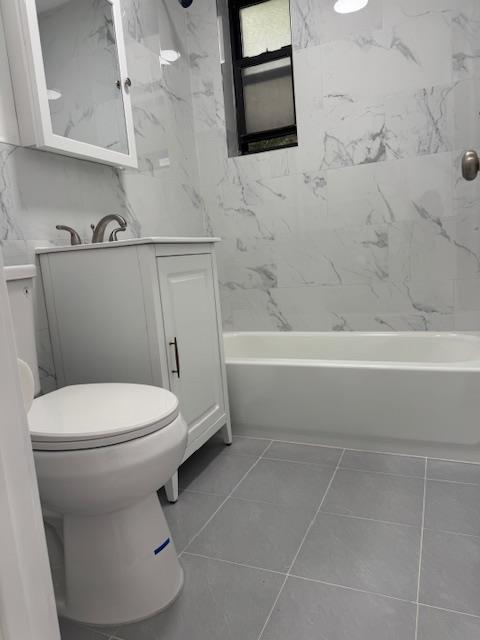 44-05 Macnish Street # 1E, Elmhurst, NY 11373