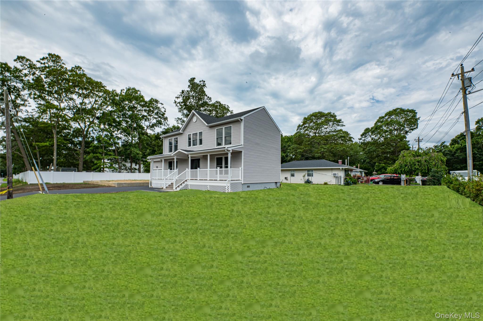 30 Johns Neck Road, Shirley, NY 11967