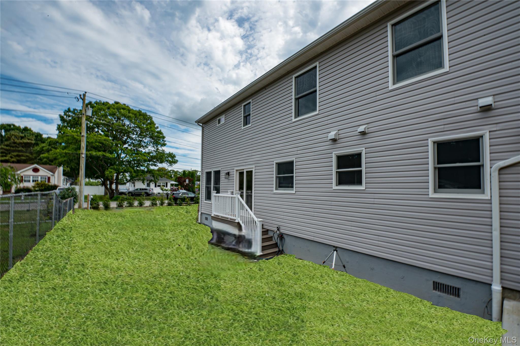 30 Johns Neck Road, Shirley, NY 11967