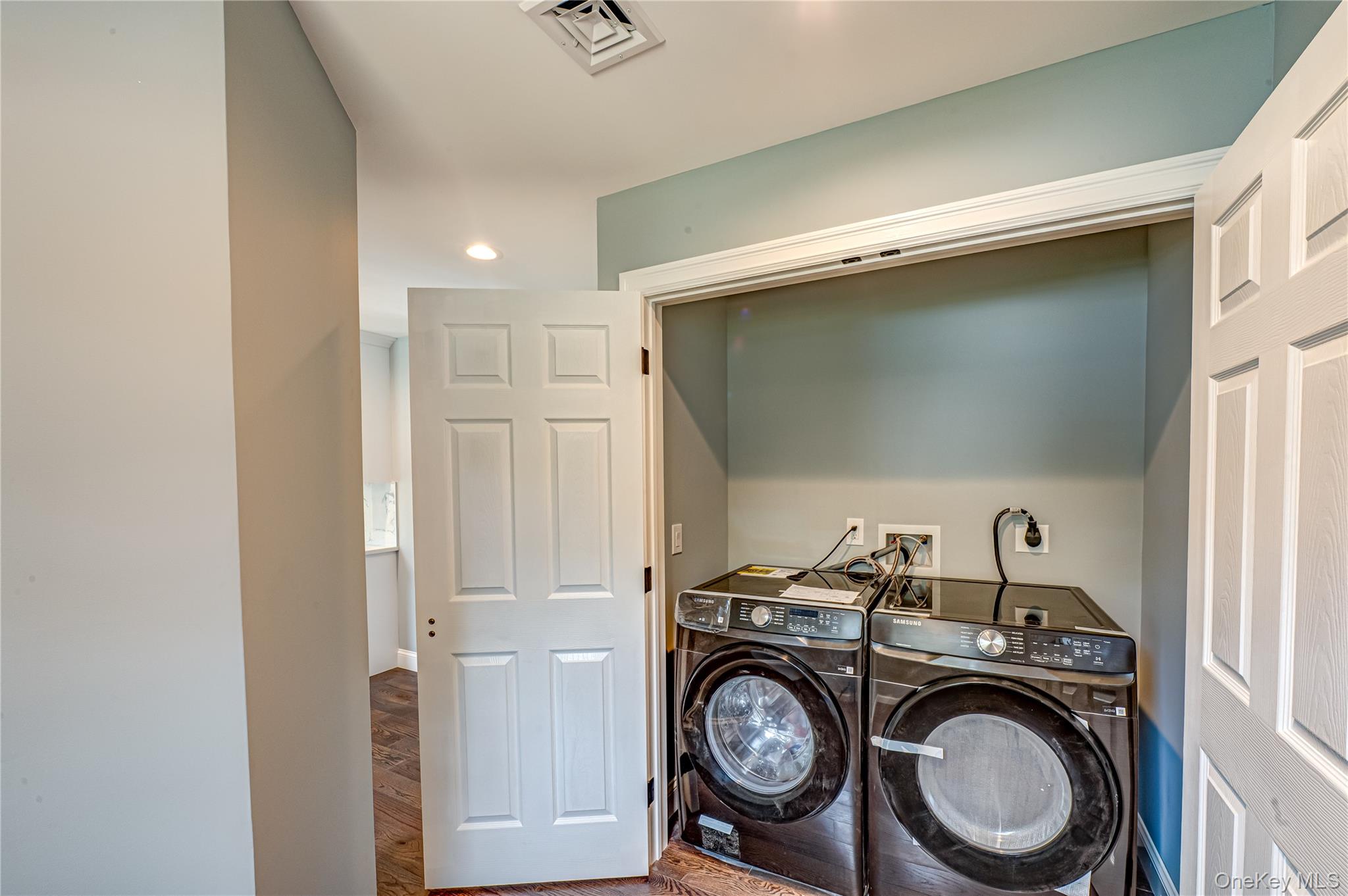 30 Johns Neck Road, Shirley, NY 11967