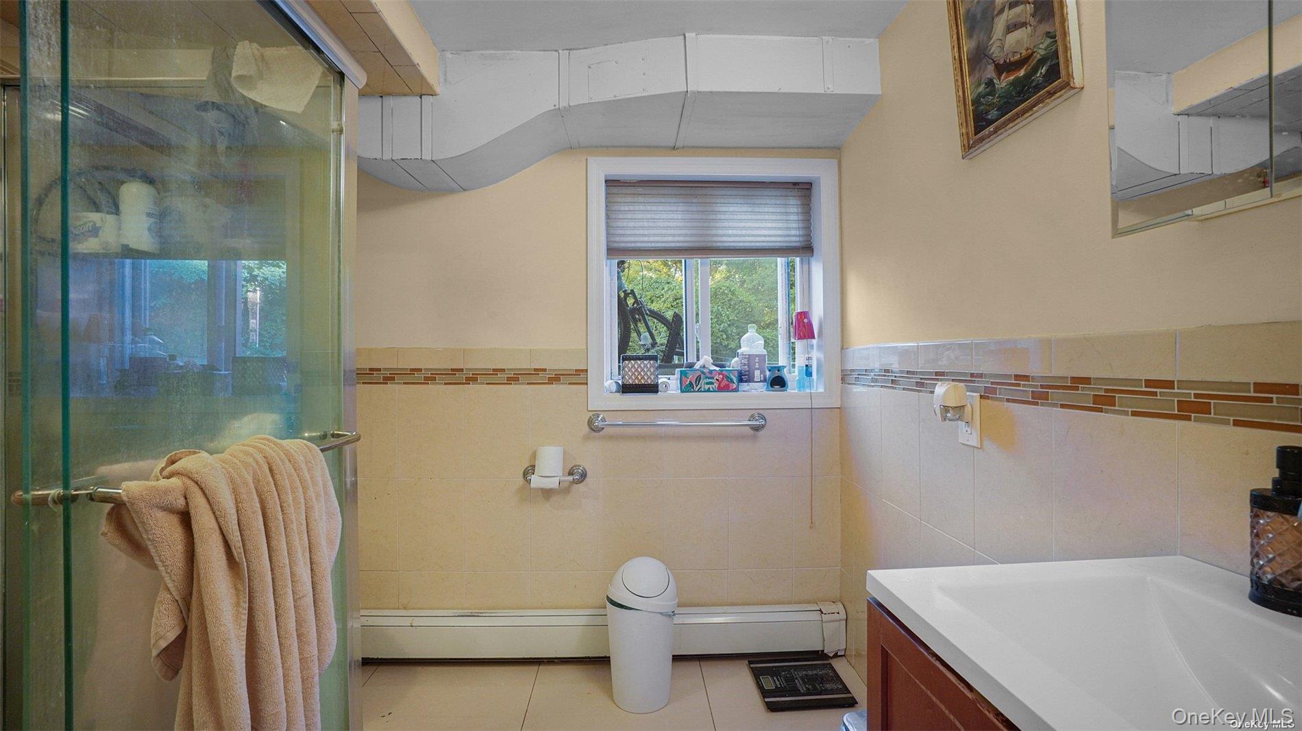 140 Long Drive, Hempstead, NY 11550