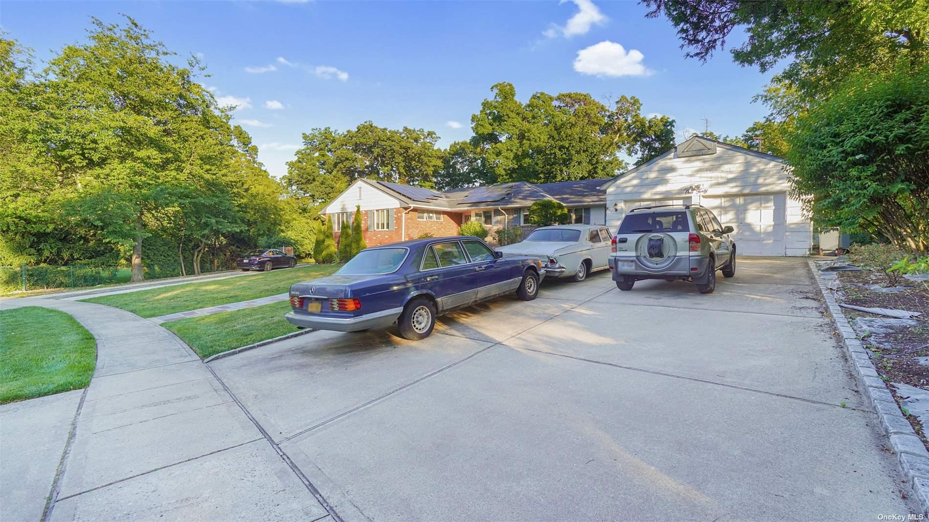 140 Long Drive, Hempstead, NY 11550