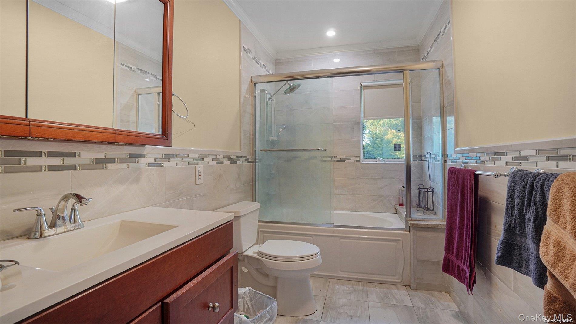 140 Long Drive, Hempstead, NY 11550