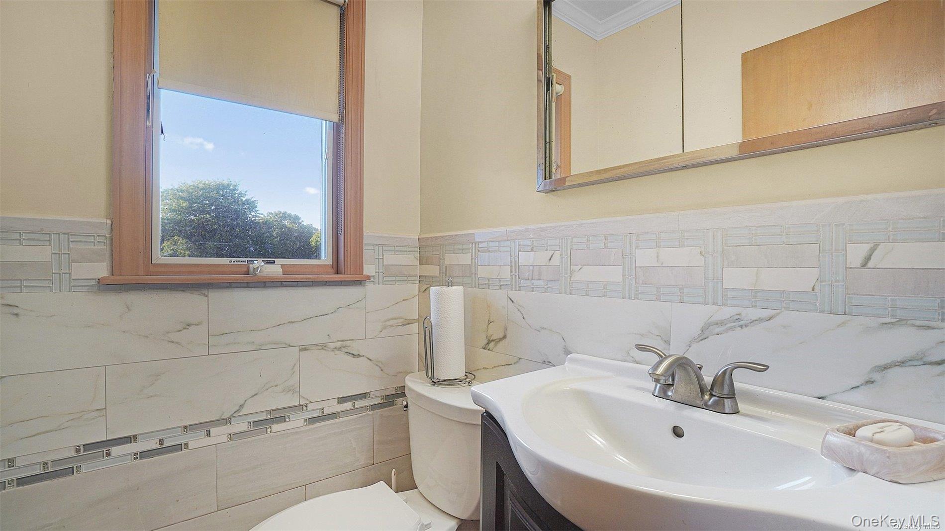 140 Long Drive, Hempstead, NY 11550