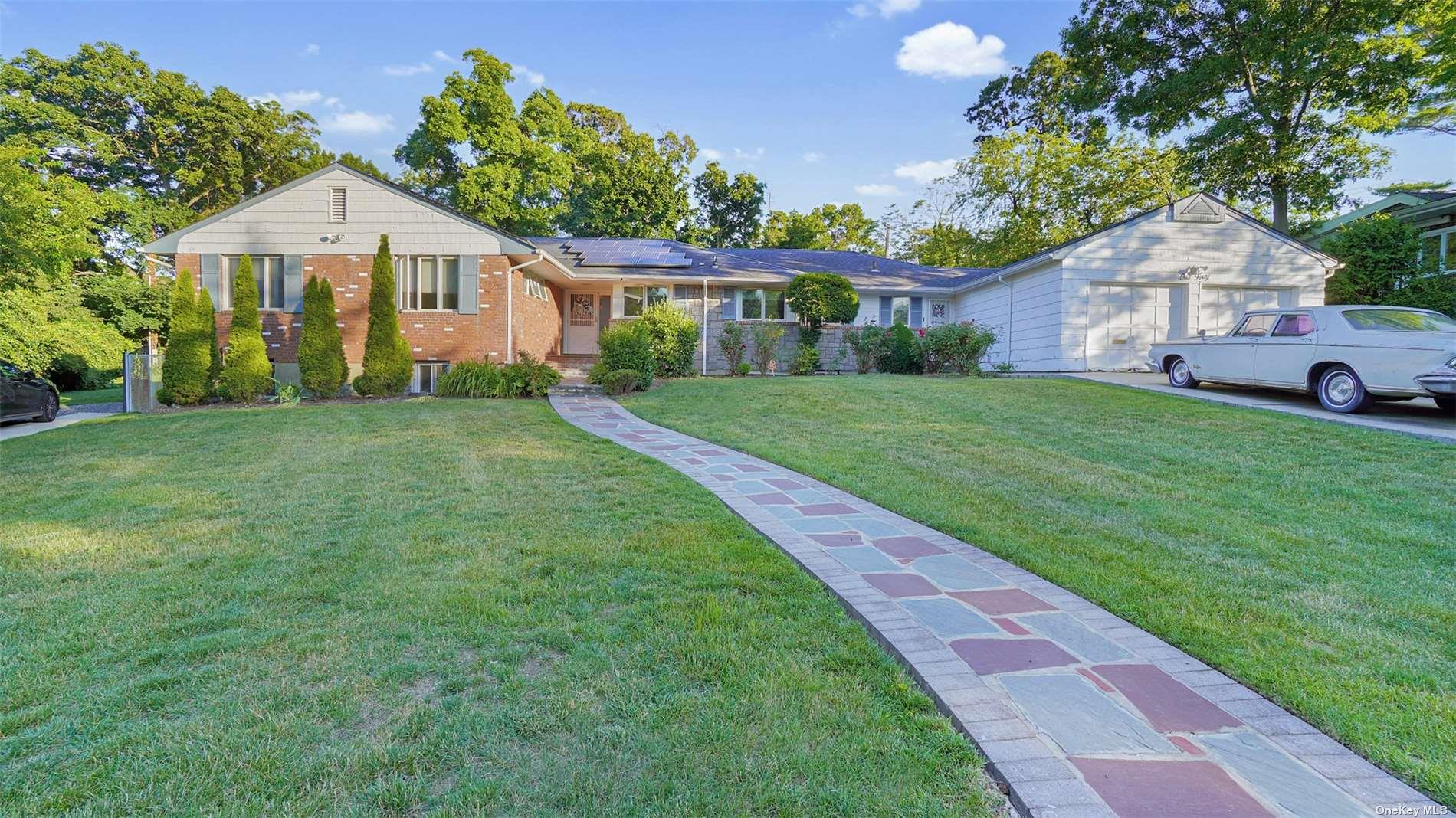 140 Long Drive, Hempstead, NY 11550