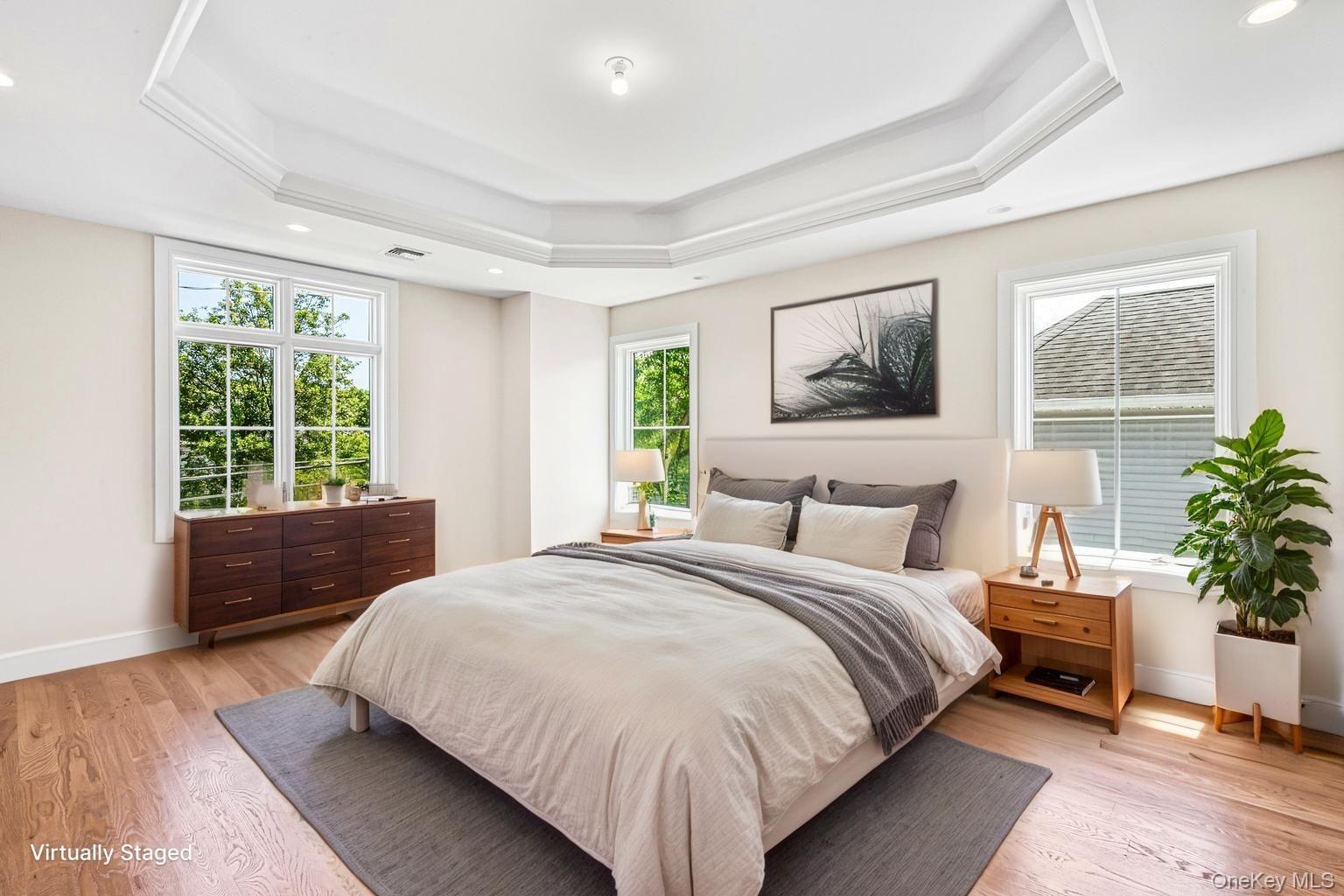 22 N Maryland Avenue, Port Washington, NY 11050