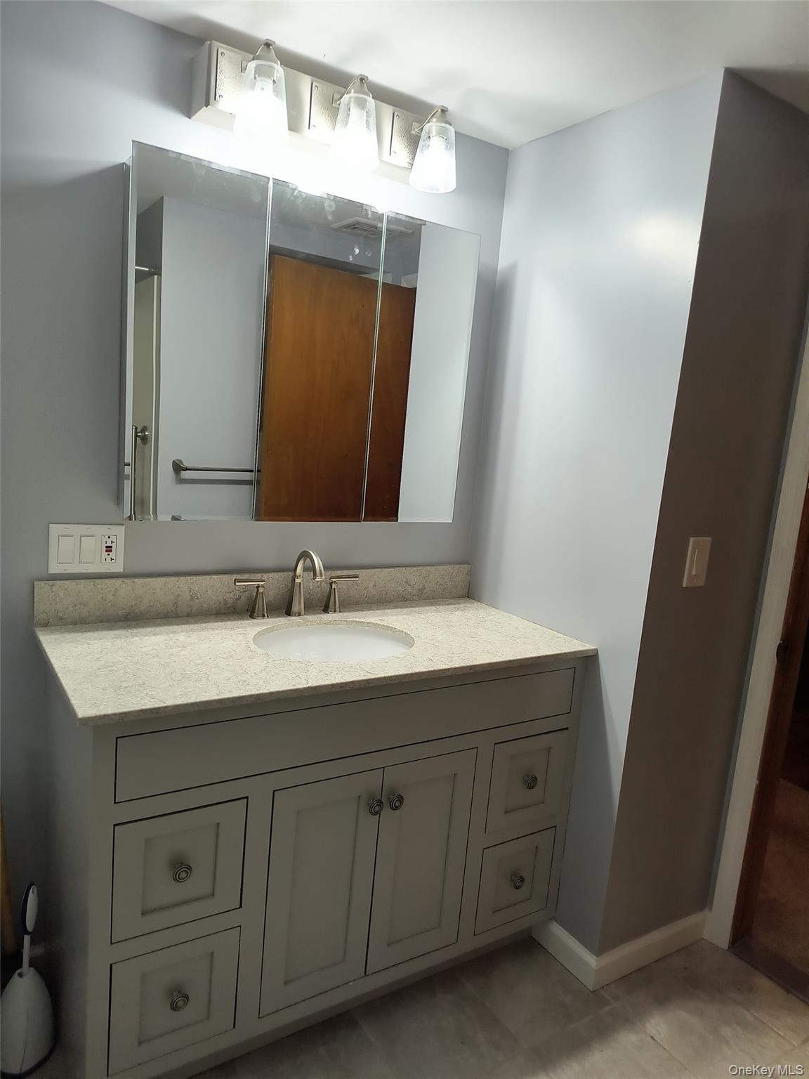 3 Saint Anne Drive, New Windsor, NY 12553