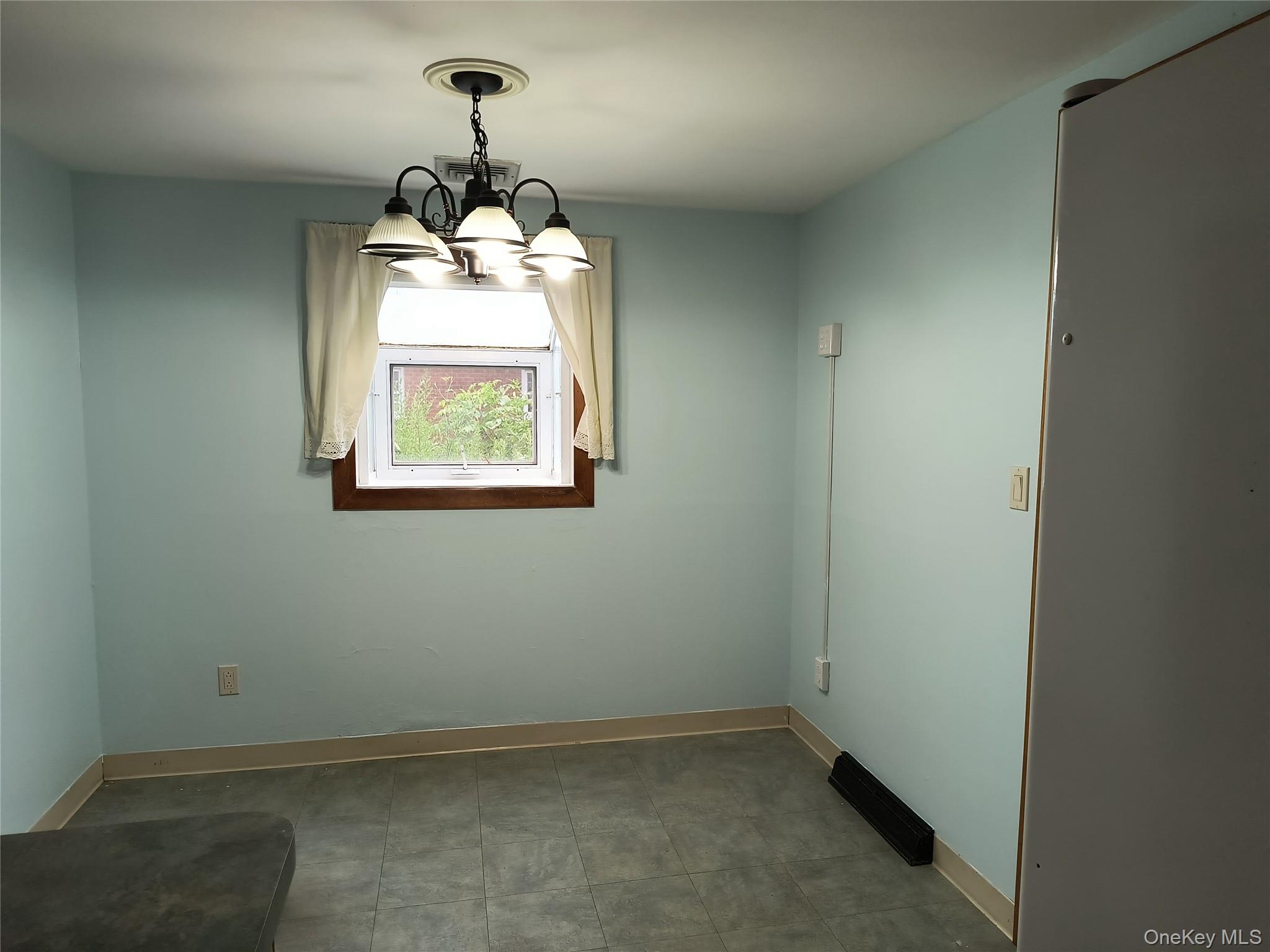 3 Saint Anne Drive, New Windsor, NY 12553